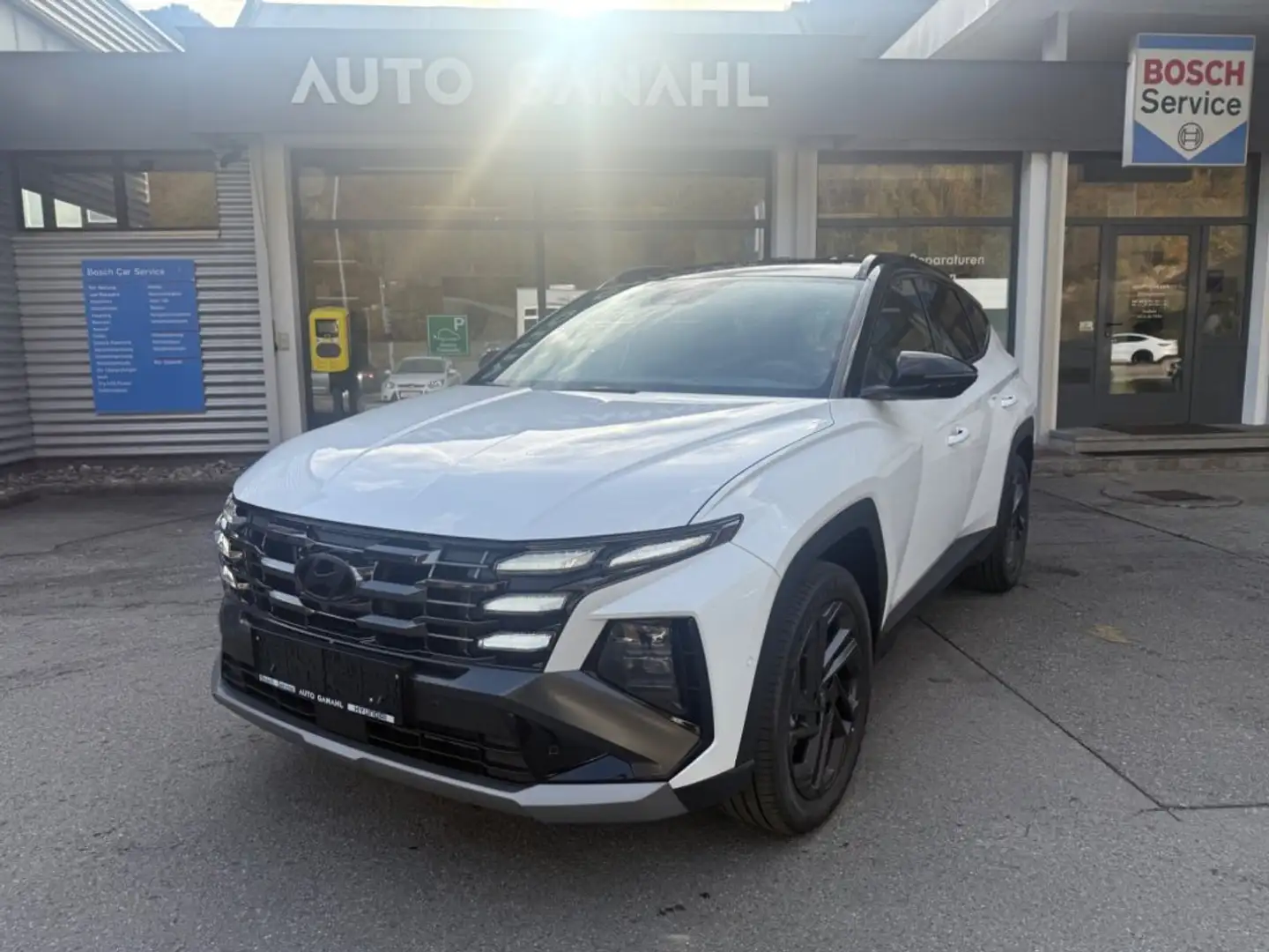 Hyundai TUCSON NX4 20th Anniversary 1,6 T-GDi PHEV 4WD AT t5pa1 Schwarz - 1