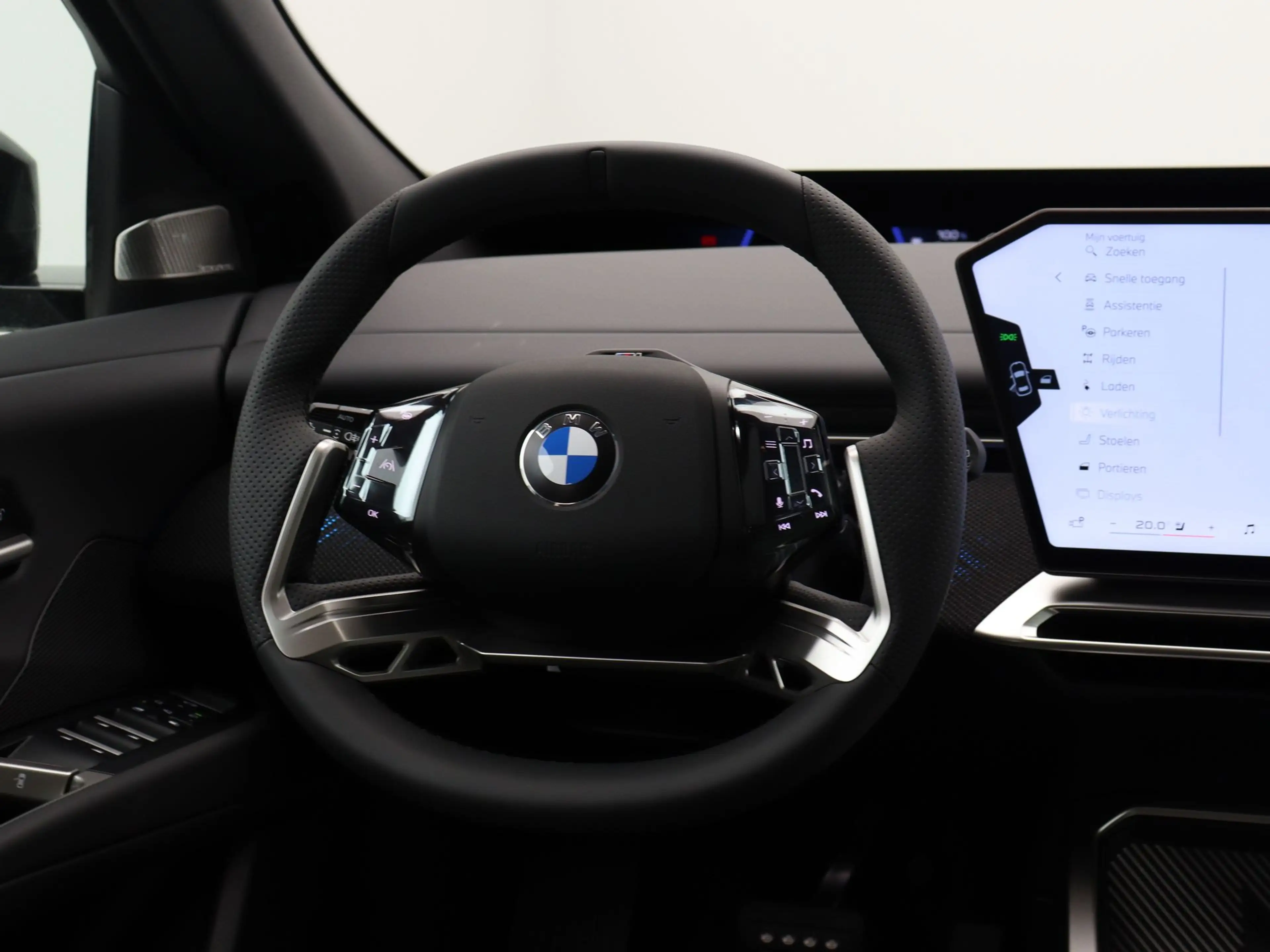 BMW iX3 40 eDrive 83 kWh — photo 2