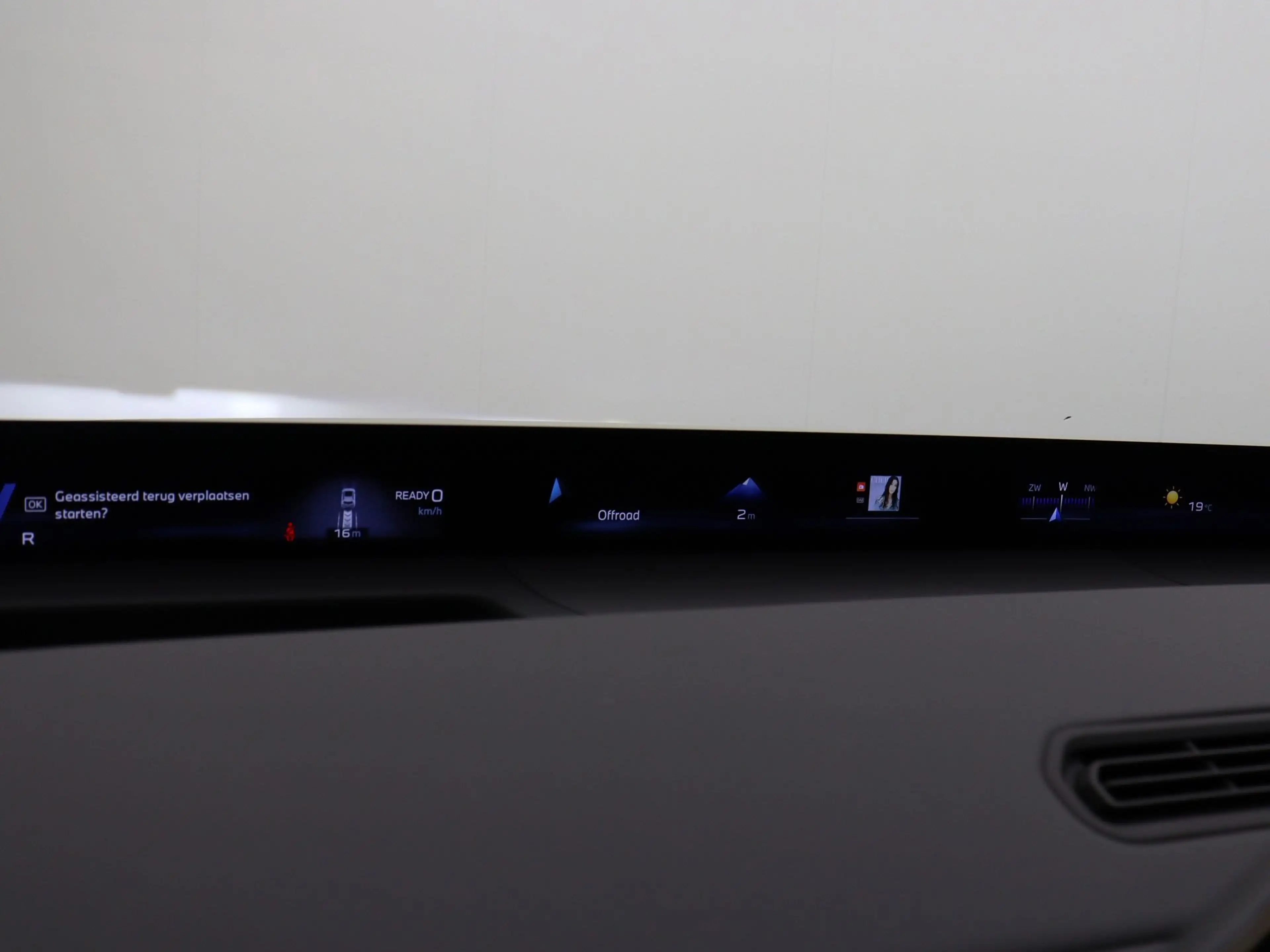 BMW iX3 40 eDrive 83 kWh — photo 3