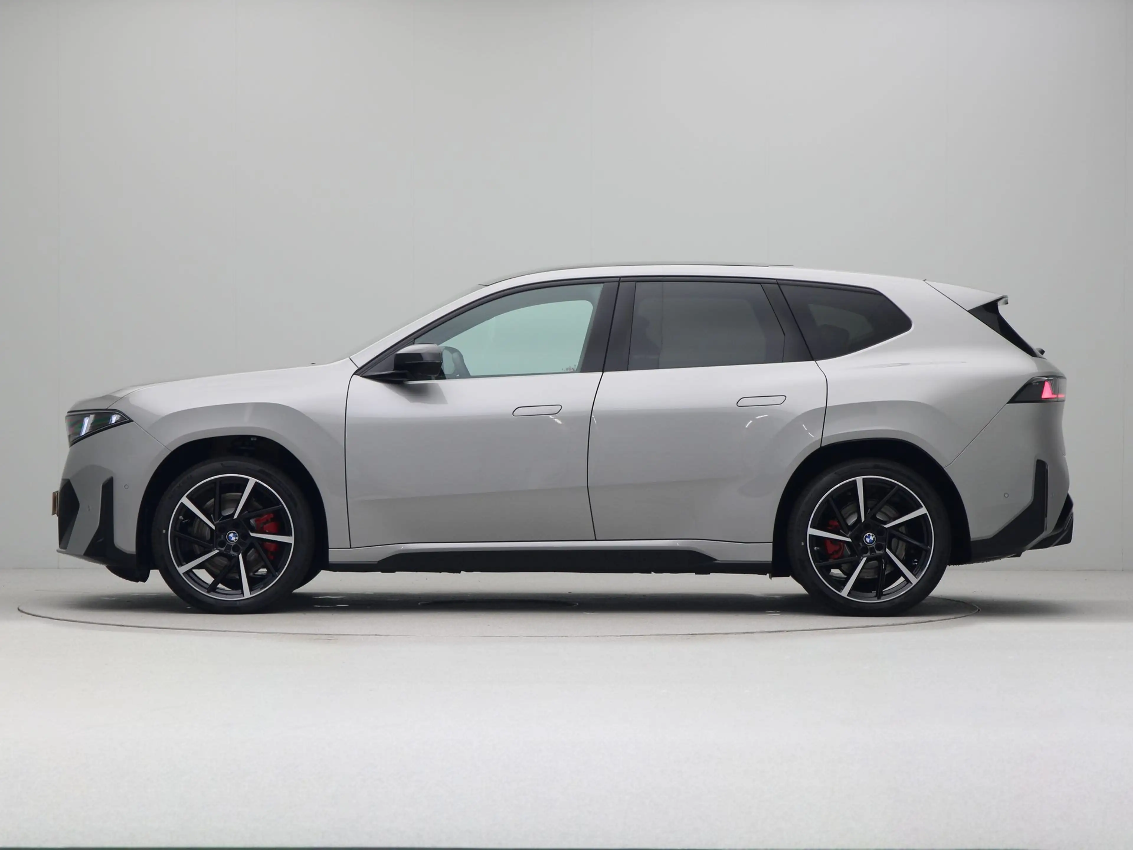 BMW iX3 40 eDrive 83 kWh — photo 11