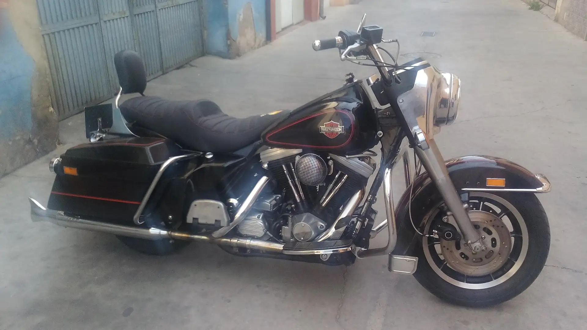 Harley-Davidson Super Glide Black - 1
