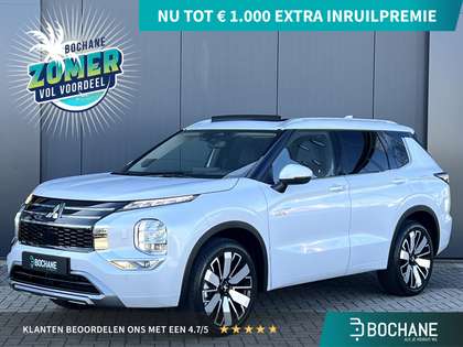 Mitsubishi Outlander 2.4 PHEV Instyle | 360º Camera | Open dak | Elektr