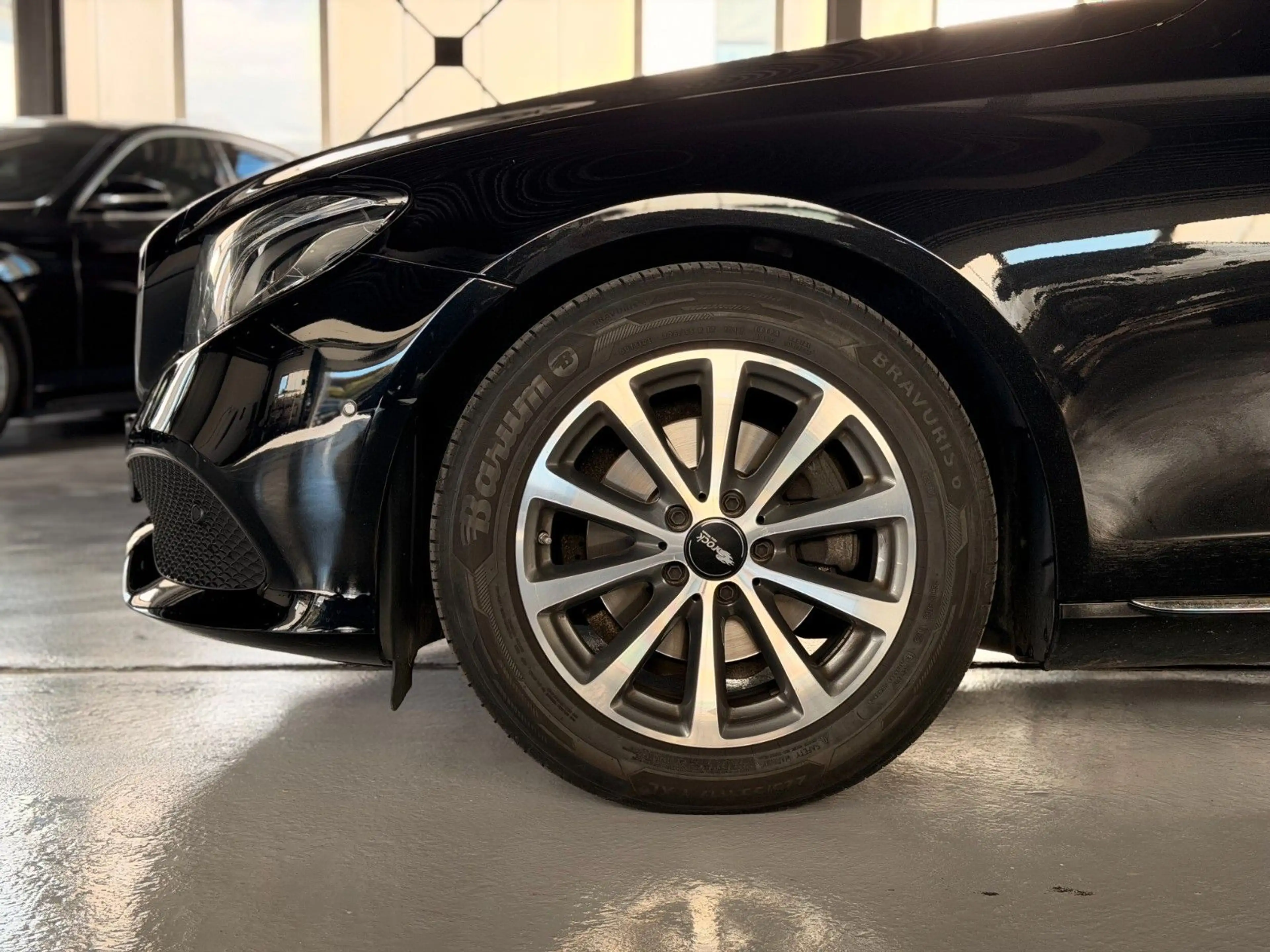 Mercedes-Benz E 220 d Avantgarde Pano Widescreen Brmst LED — photo 7