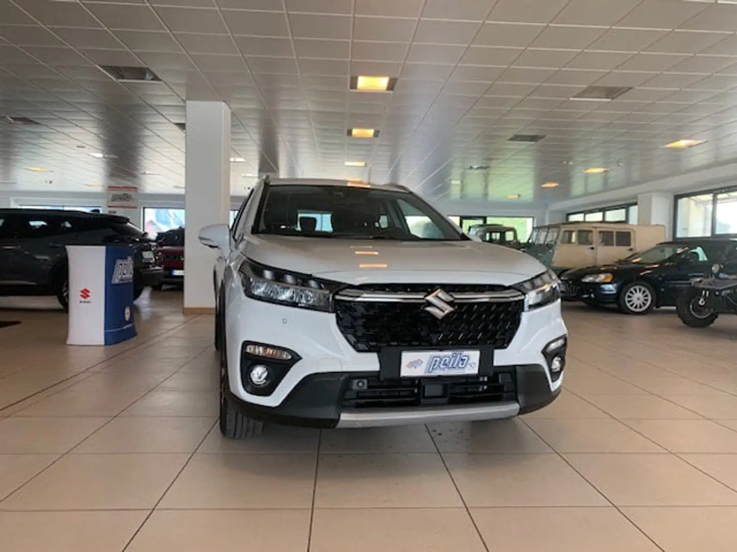 Suzuki S-Cross S-Cross 1.5 140V Hybrid A/T Starview Bianco - 2