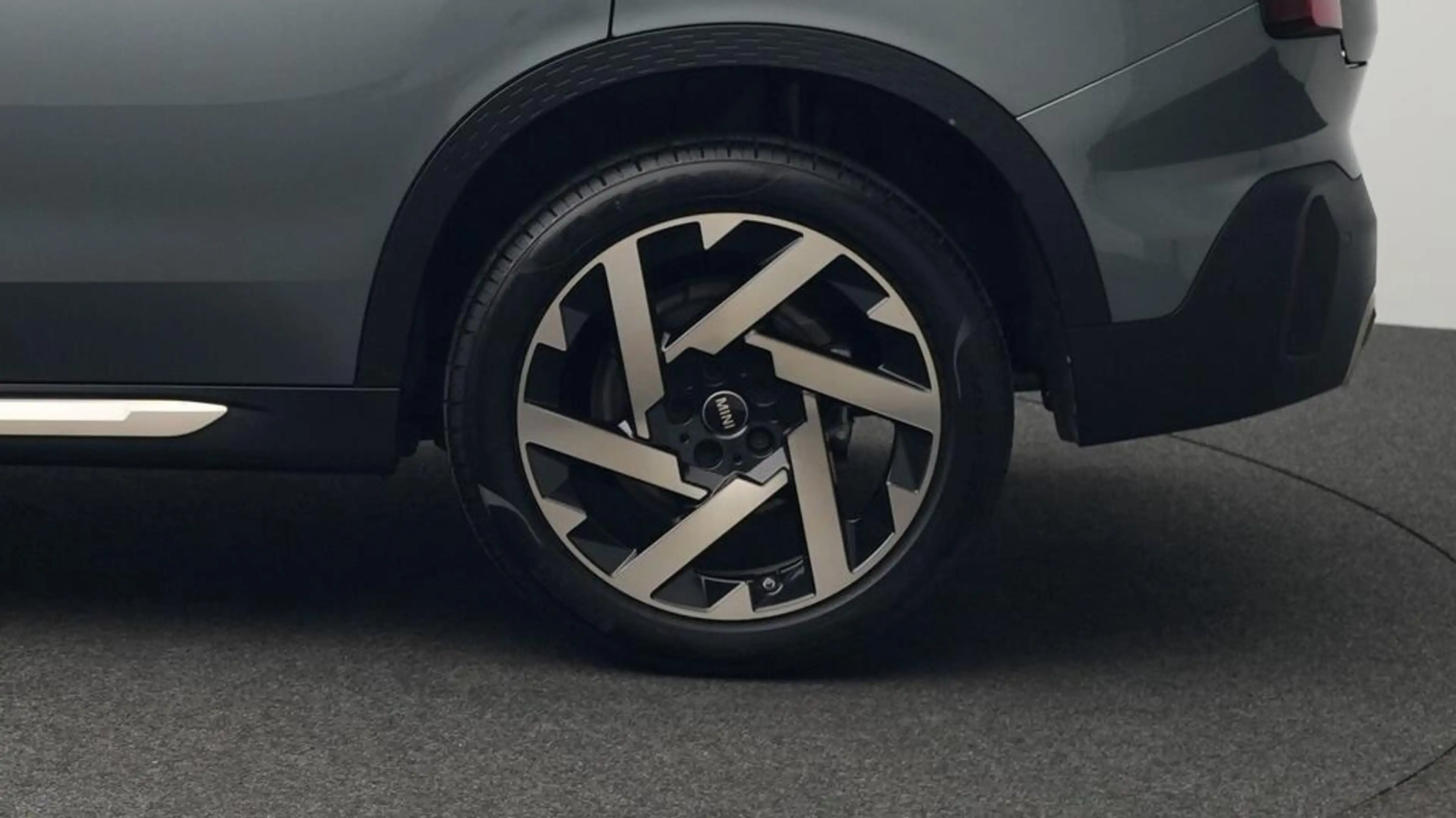 MINI Countryman C Favoured Trim — photo 9