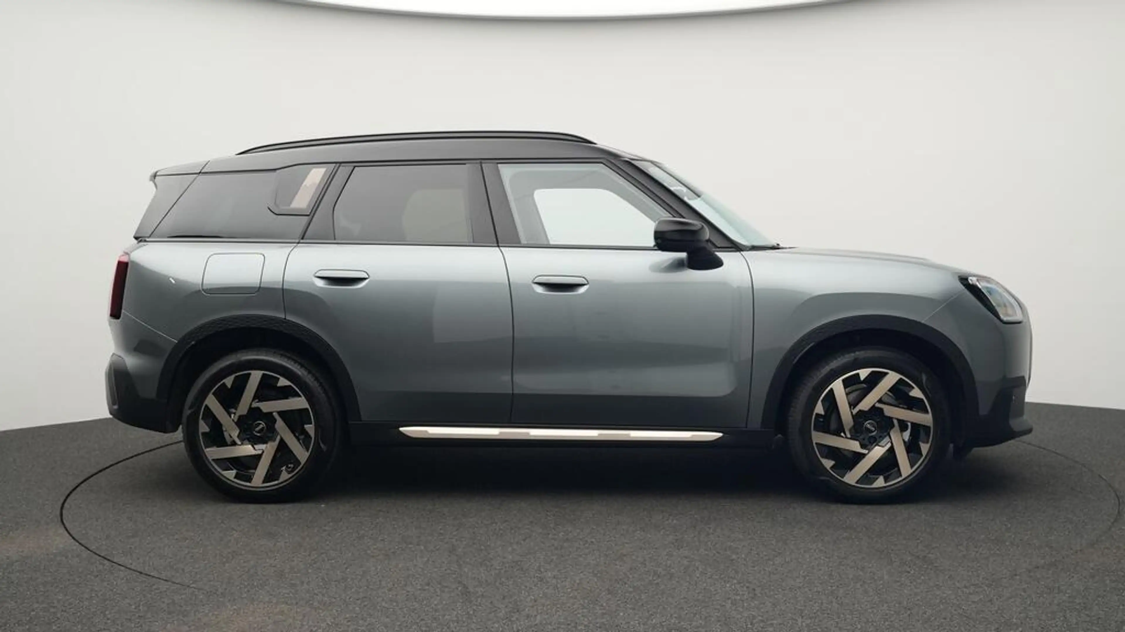 MINI Countryman C Favoured Trim — photo 3
