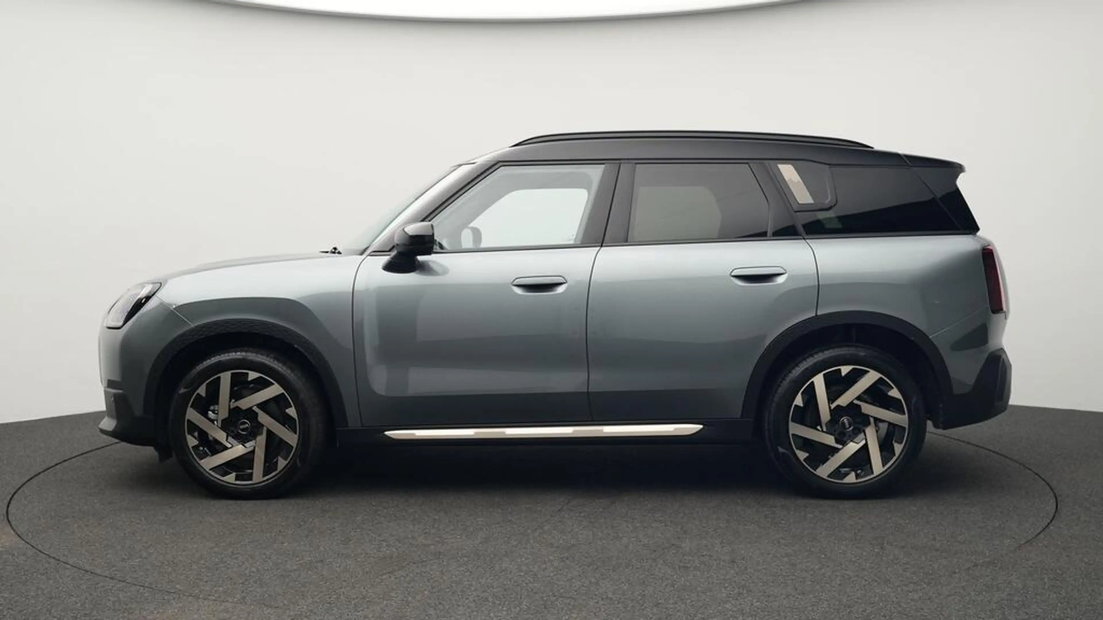 MINI Countryman C Favoured Trim — photo 2
