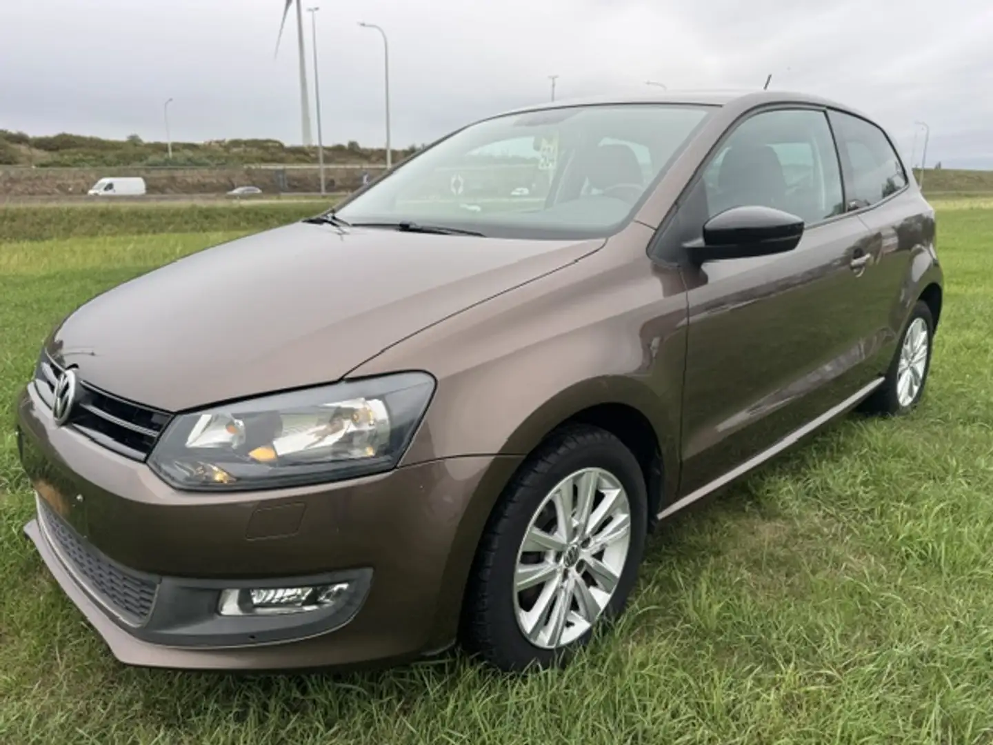 Volkswagen Polo Polo 1.2i Style / Garantie 12m. Bronze - 1