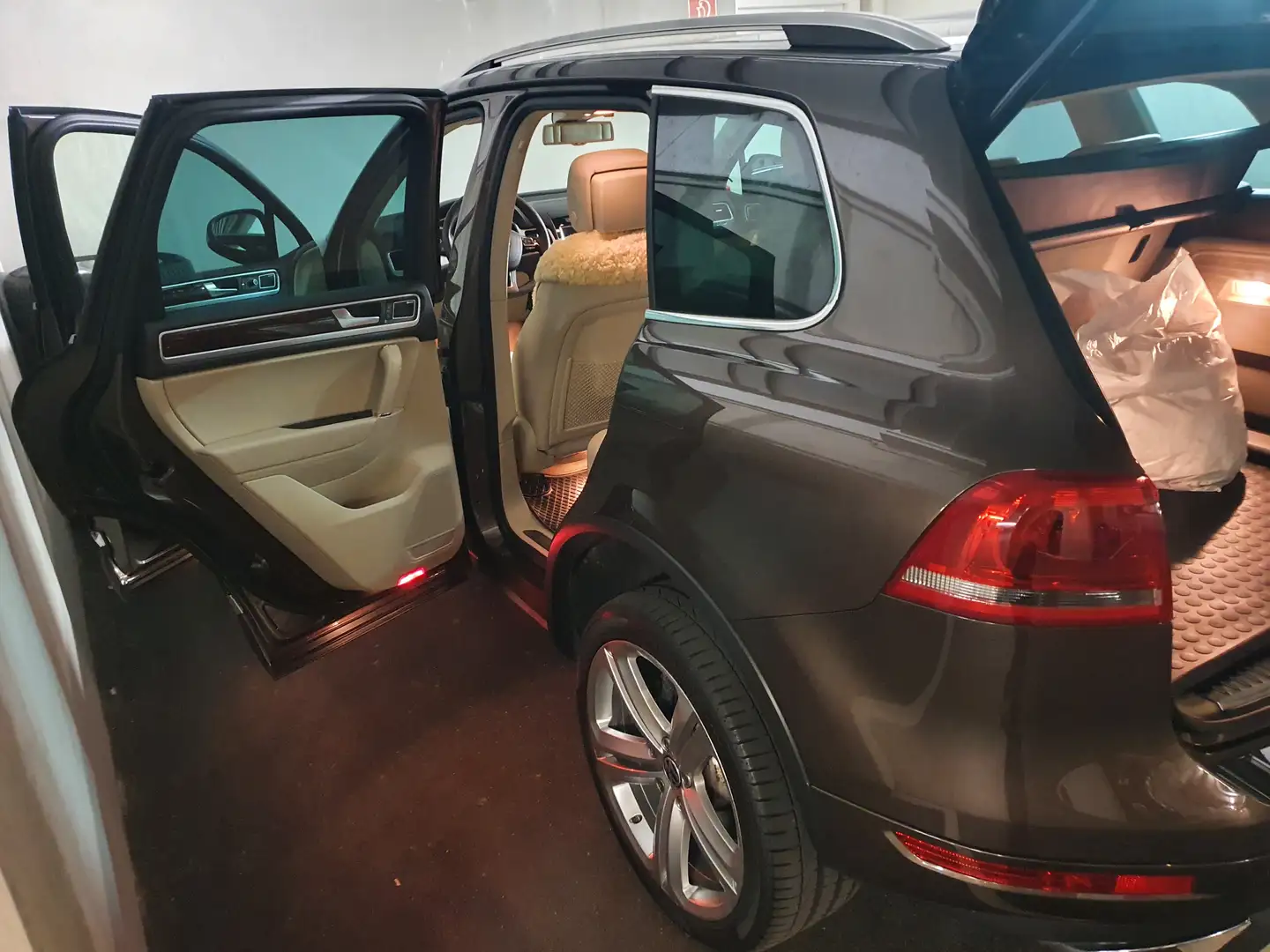 Volkswagen Touareg Touareg V8 TDI 4Motion Aut. Braun - 1