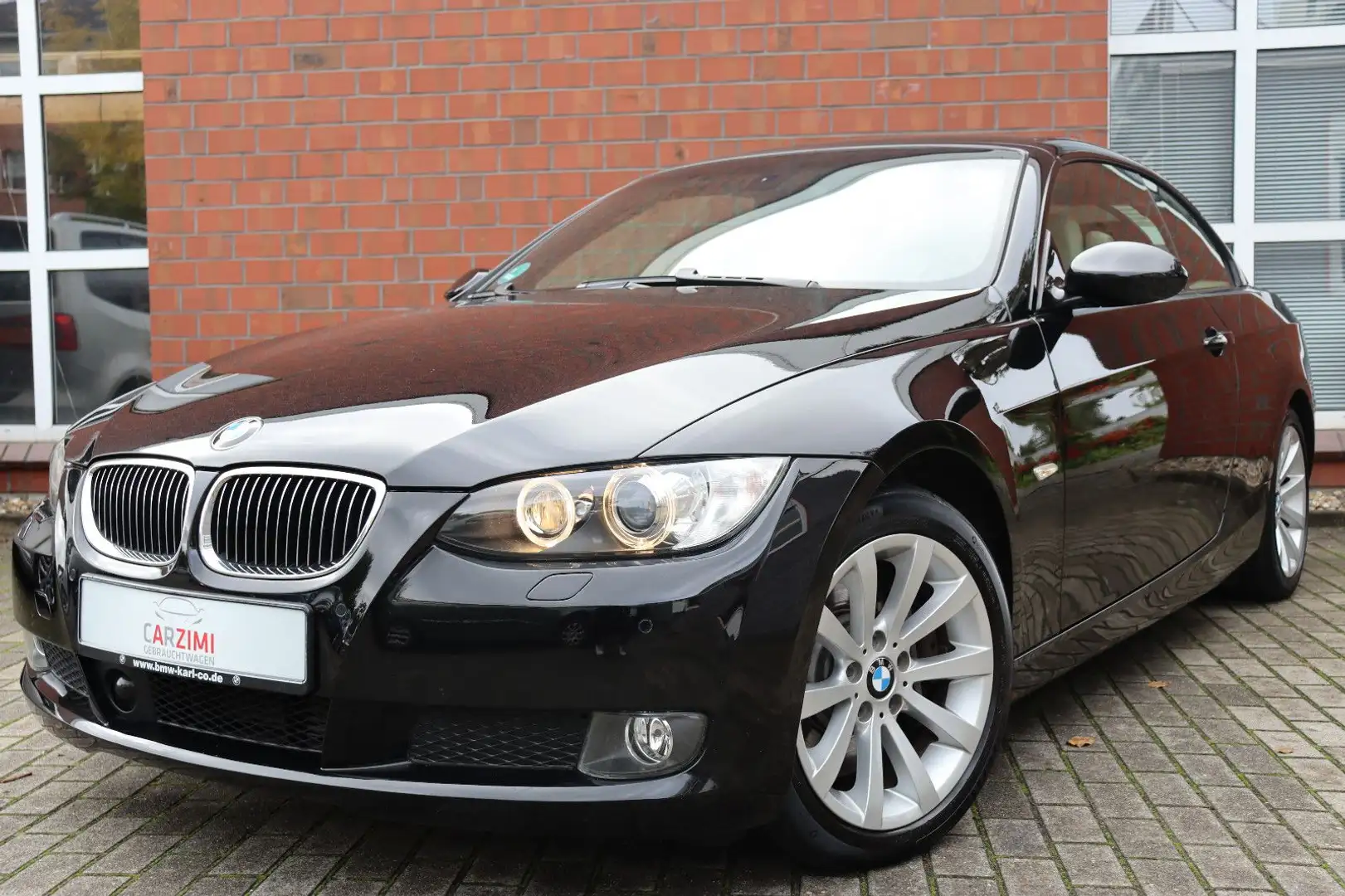 BMW 330 d Cabrio Leder Bi-Xenon Navi Prof. Schwarz - 1