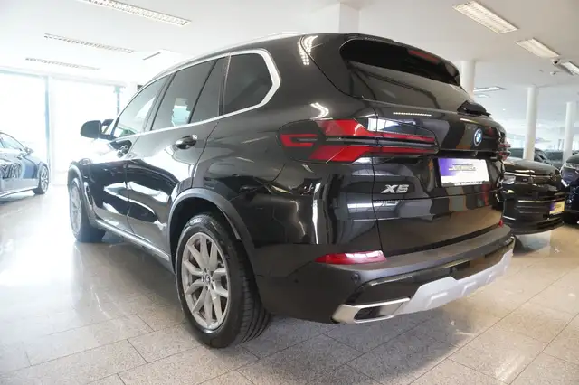 BMW X5 X5 view 4