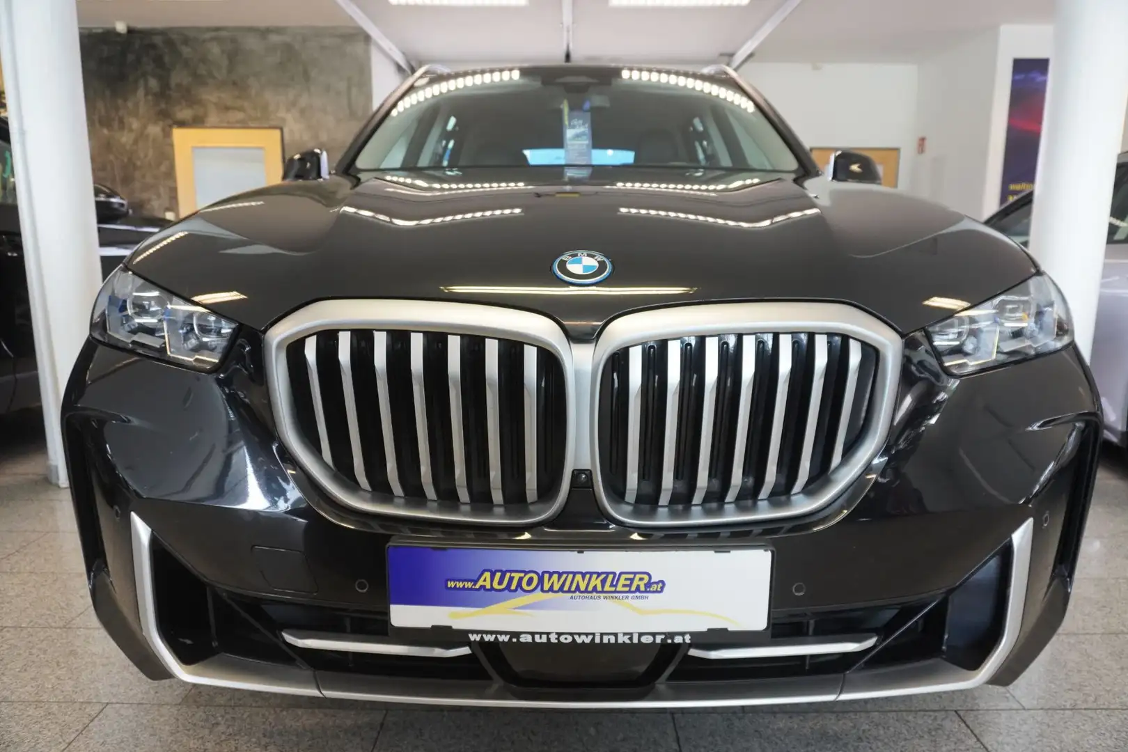BMW X5 xDrive50e PHEV Aut.MY24/H&K/Luftf./Sports. Schwarz - 2