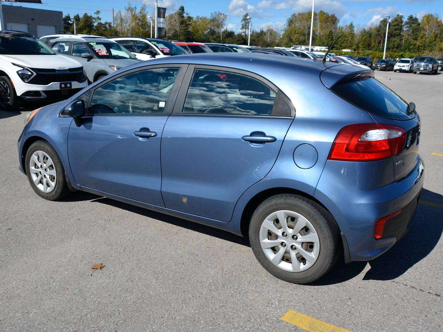 2016 Kia Rio Hatchback 5-Door
