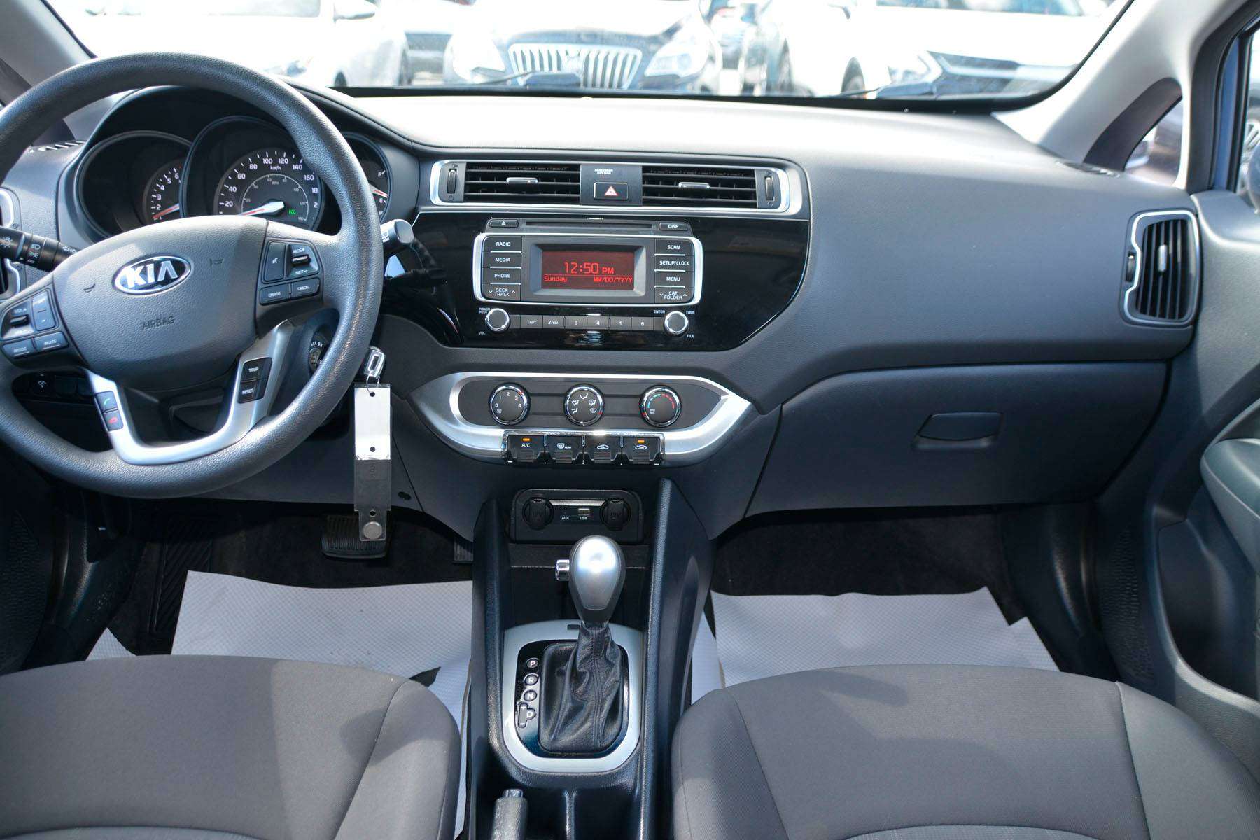 2016 Kia Rio Hatchback 5-Door