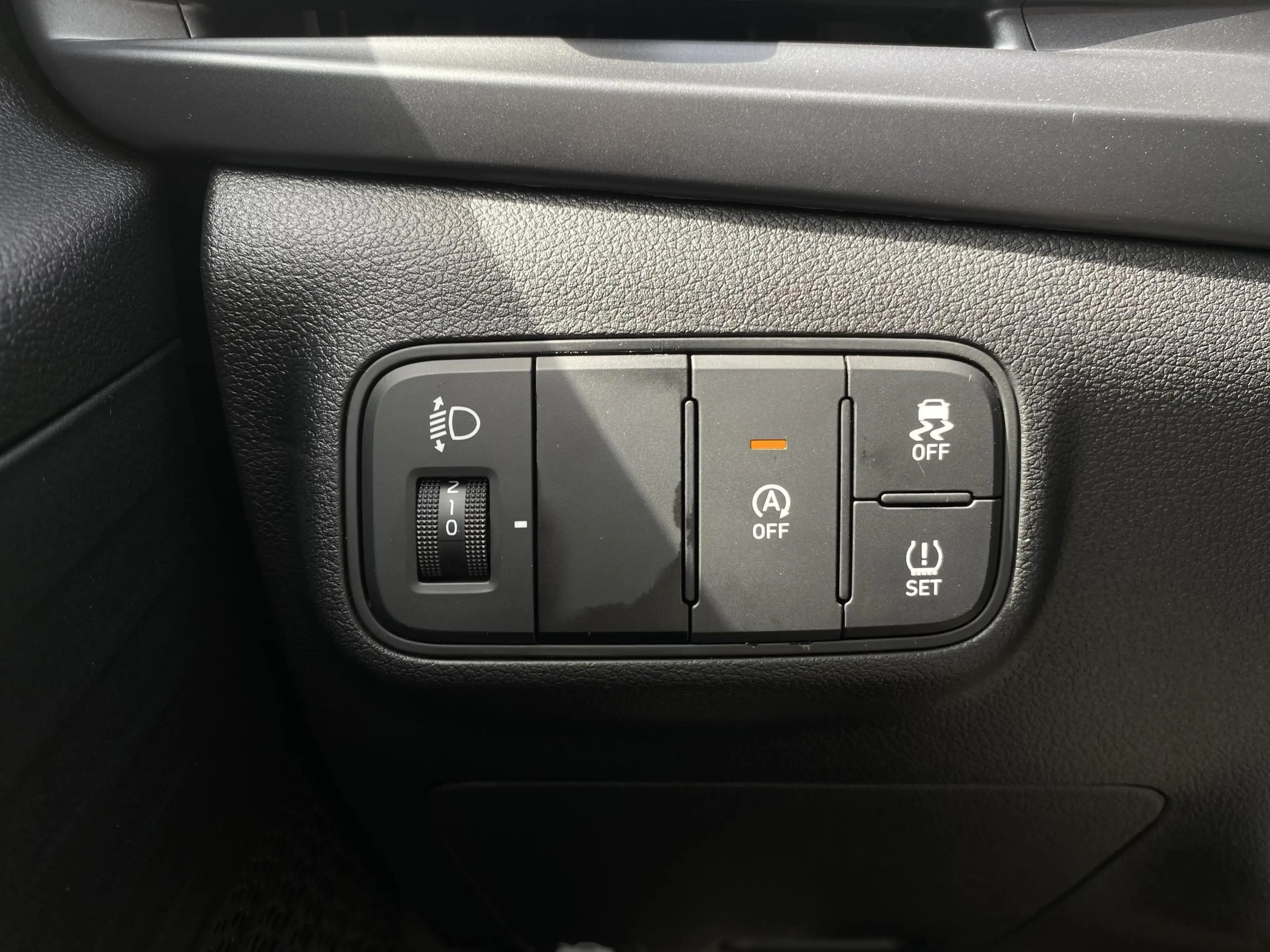 Hyundai BAYON 1.0 T-GDI Comfort / Apple carplay & Android Auto / — photo 28