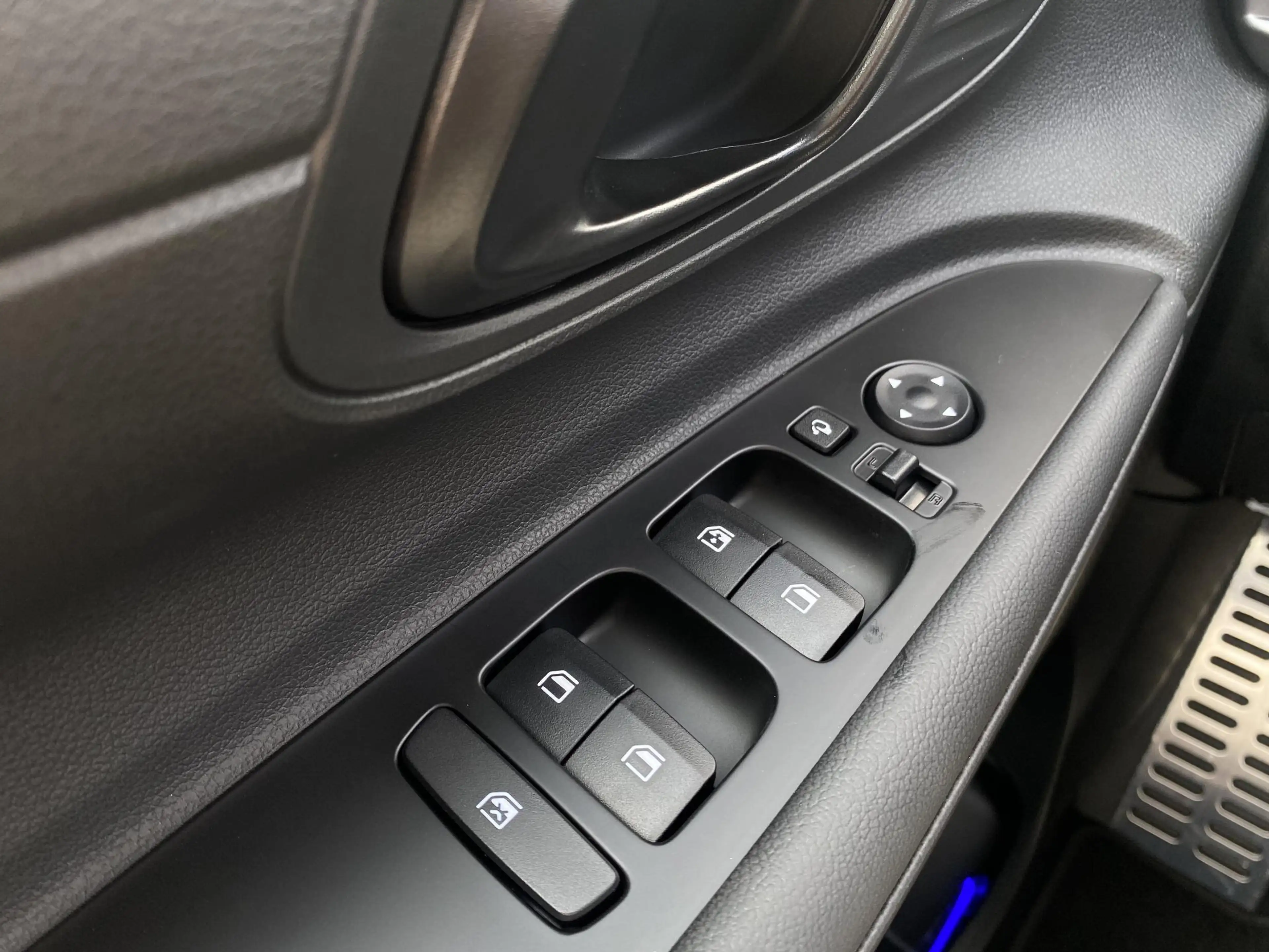 Hyundai BAYON 1.0 T-GDI Comfort / Apple carplay & Android Auto / — photo 13