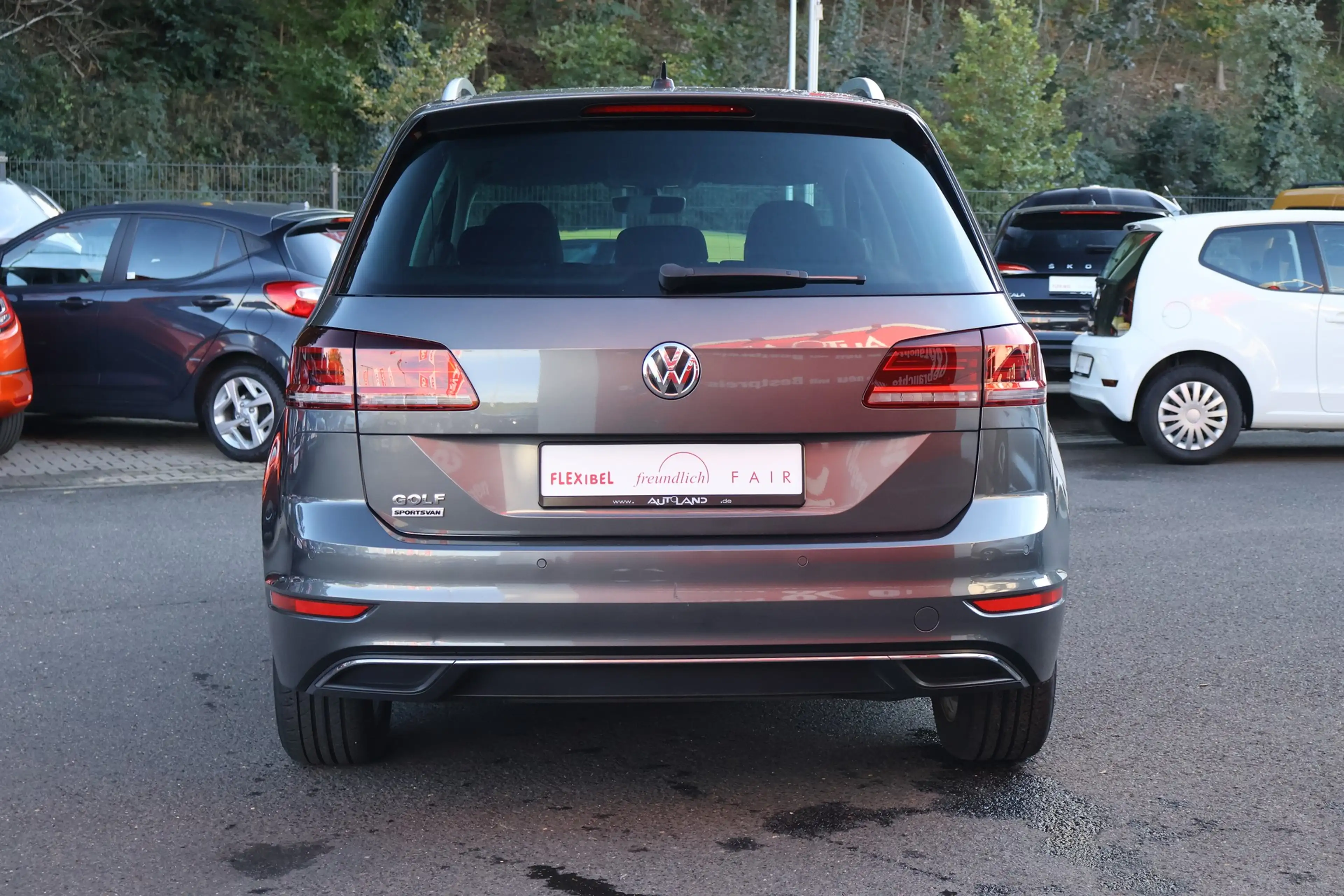 Volkswagen Golf Sportsvan VII 1.5 TSI LED Navi ACC Tempomat — photo 4