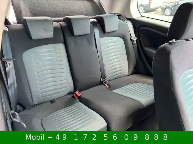 Fiat Grande Punto view 12