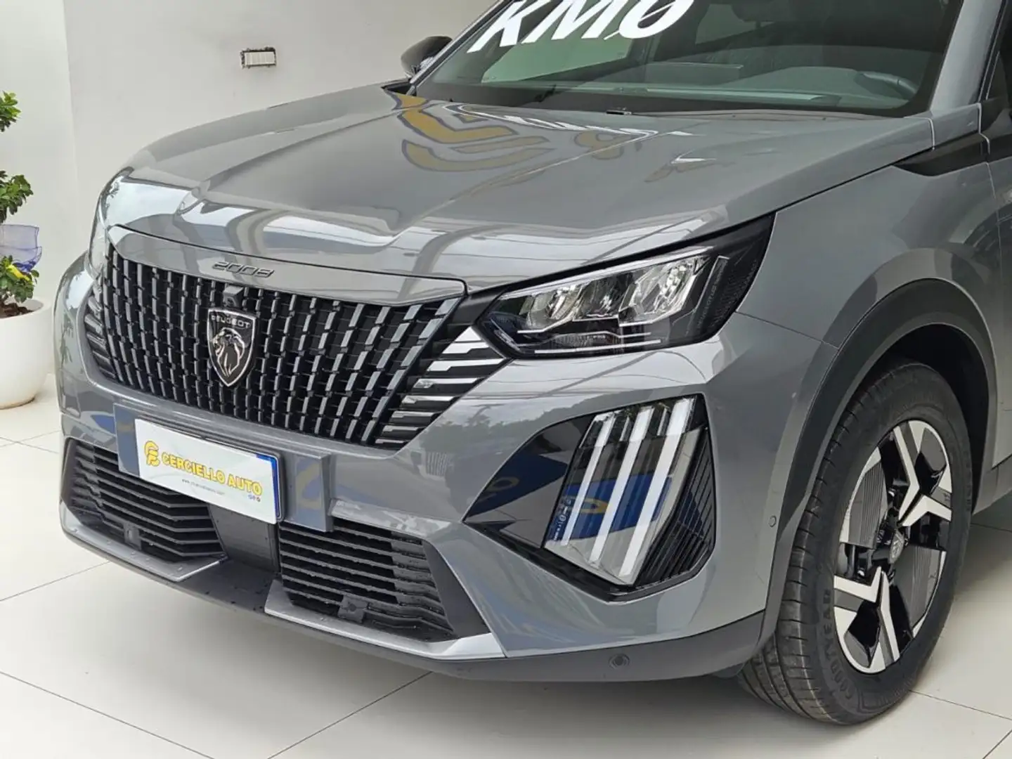 Peugeot 2008 PureTech 100 S&S Allure tua da €249,00 mensili Grigio - 2