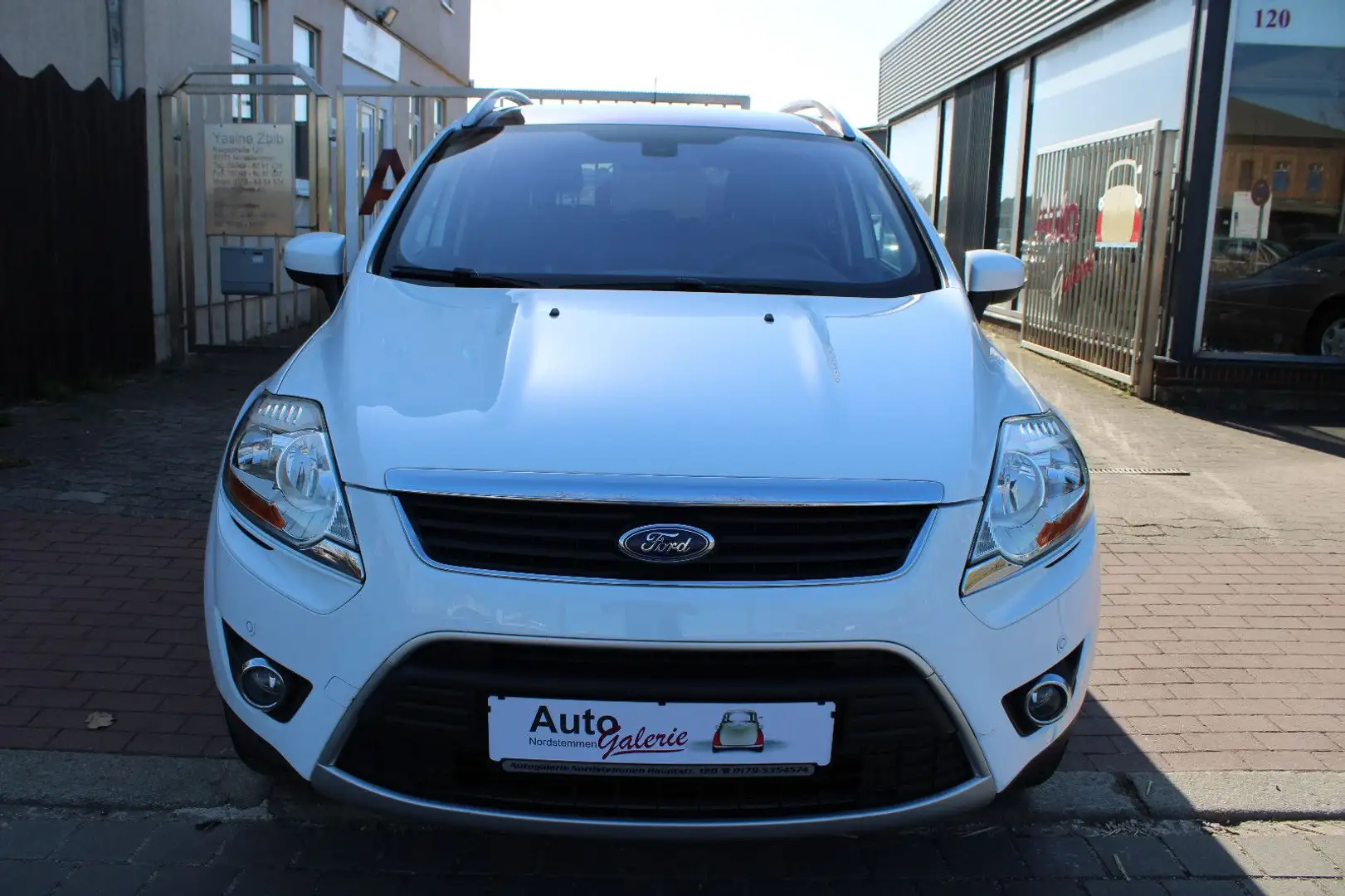 Ford Kuga S|Panorama-Dach|Klimaauto.|Sitzheiz.|Alu Blanc - 2