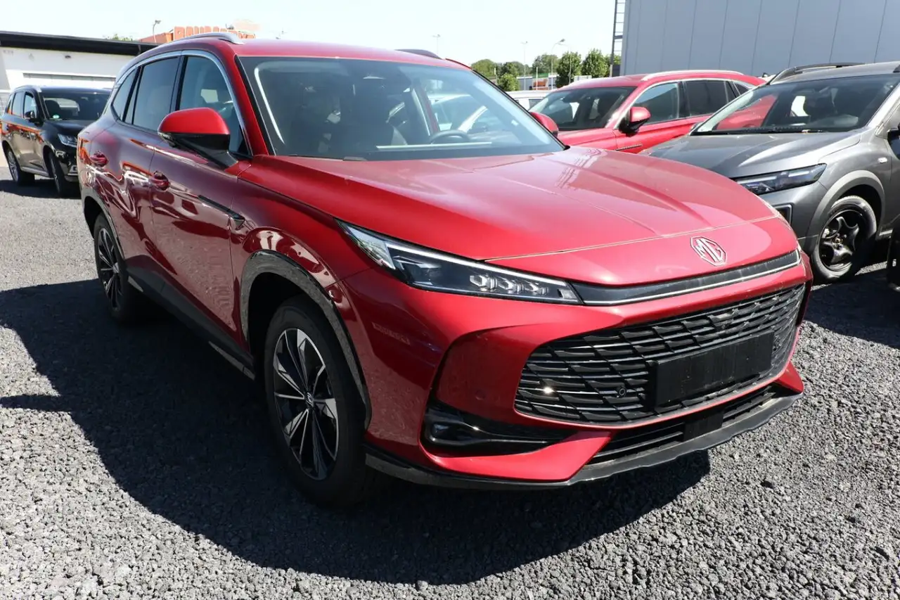 MG HS 2026