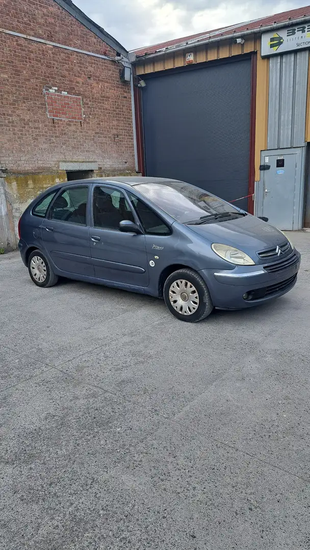 Citroen Xsara Picasso 1.6 HDi Dynamique FAP Grijs - 2