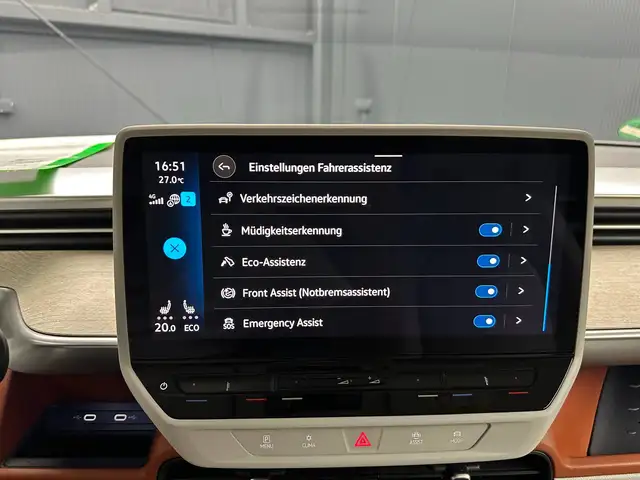 Volkswagen Id. Buzz view 24