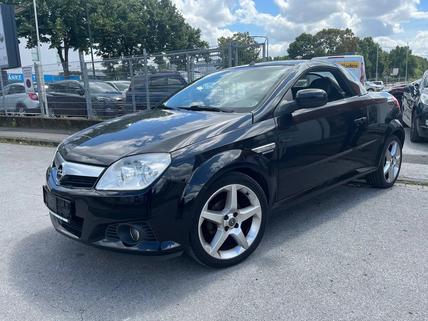 Opel Tigra Sport Schwarz - 2