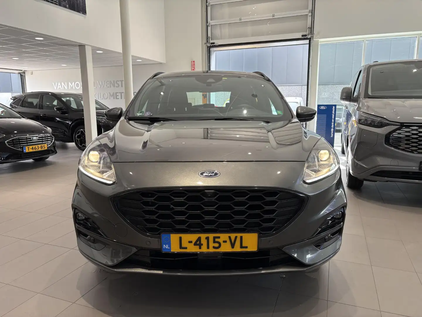 Ford Kuga 2.5 PHEV ST-Line | DRIVERASSISTANCE PACK | ACHTERU Grijs - 2