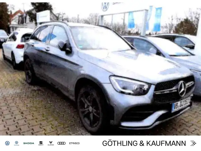 Mercedes-Benz GLC 300 e AMG Line 4Matic*PANO*NIGHT*LED*AHK*