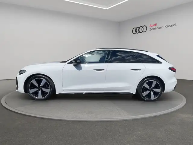 Audi A5 view 4