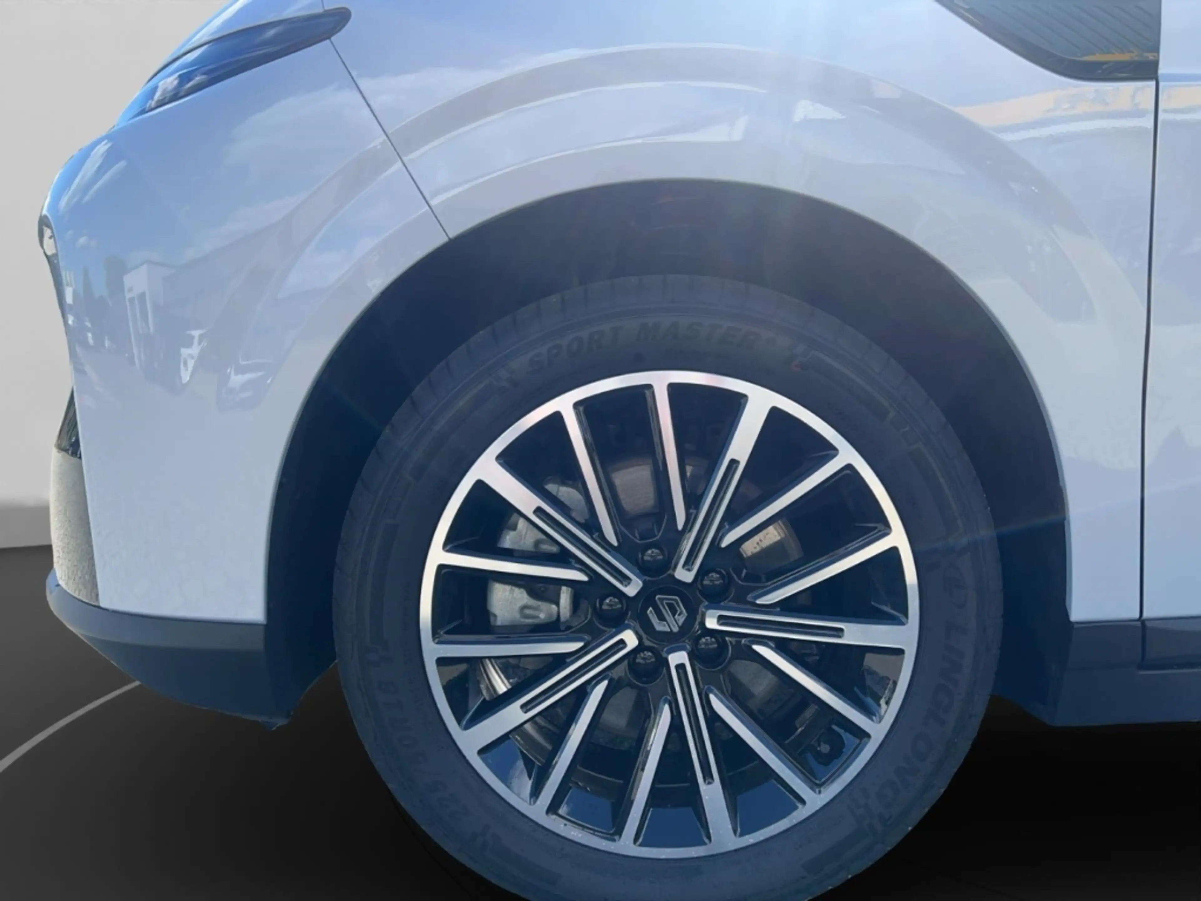 Leapmotor 160 kW BEV Design Pro Max Panorama Navi Soundsyste — photo 9