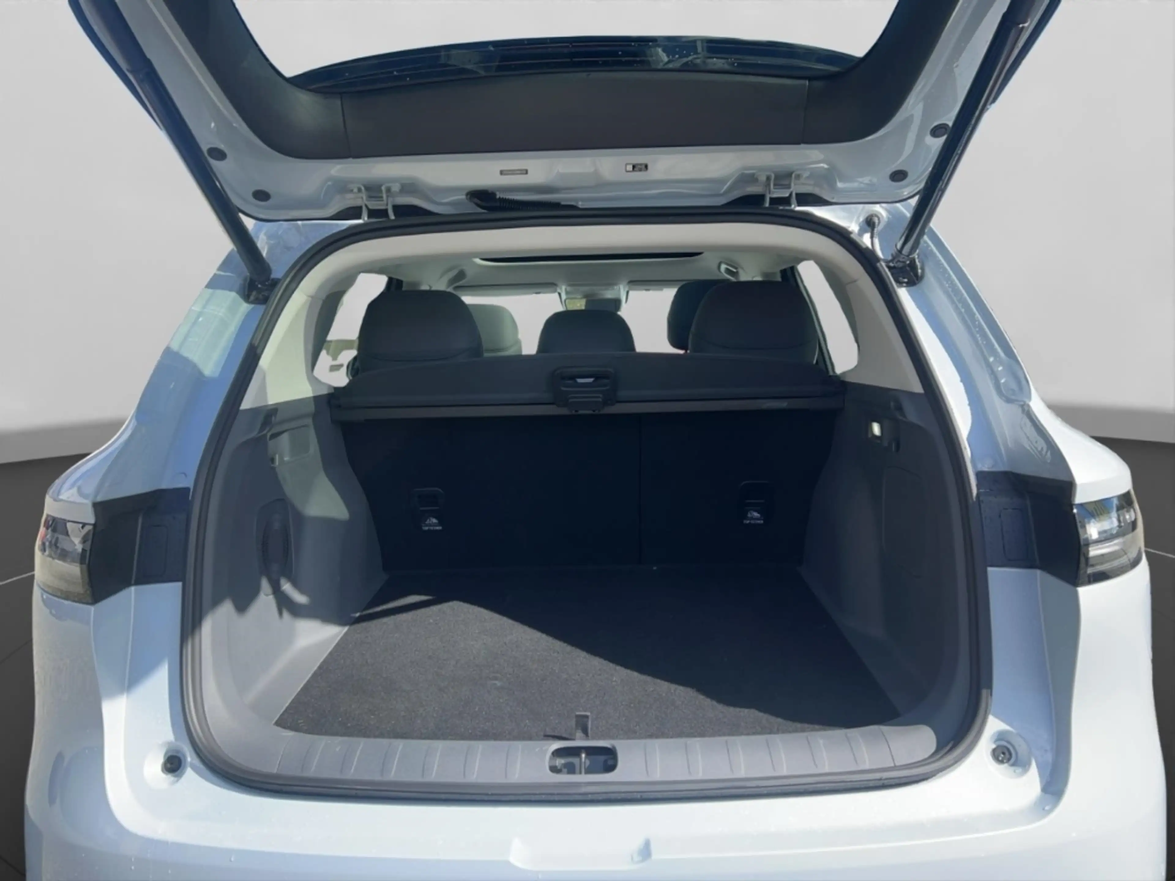 Leapmotor 160 kW BEV Design Pro Max Panorama Navi Soundsyste — photo 15