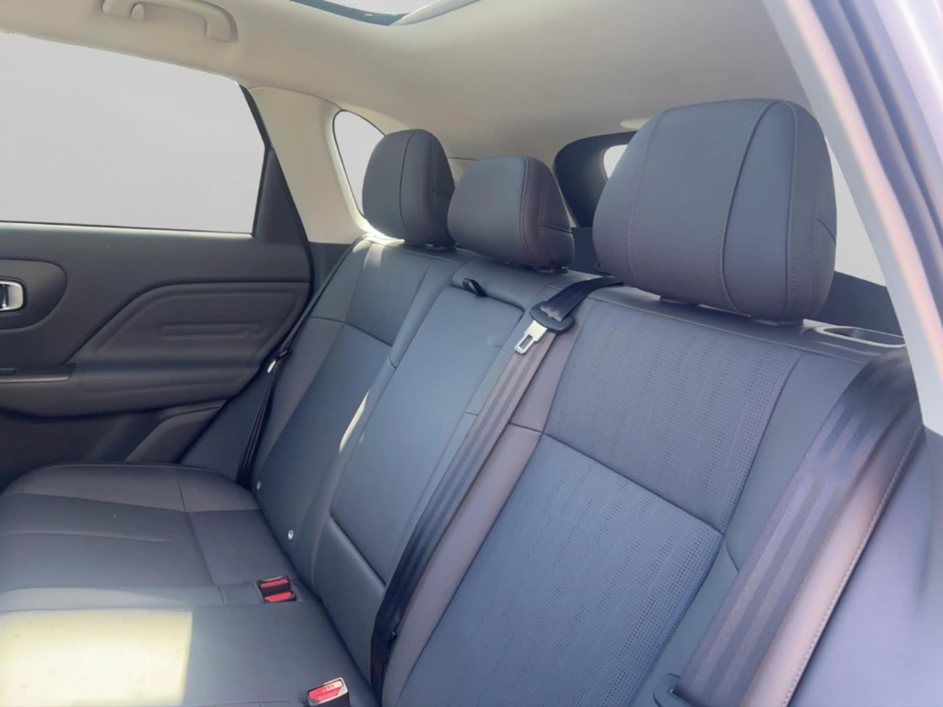 Leapmotor 160 kW BEV Design Pro Max Panorama Navi Soundsyste — photo 14