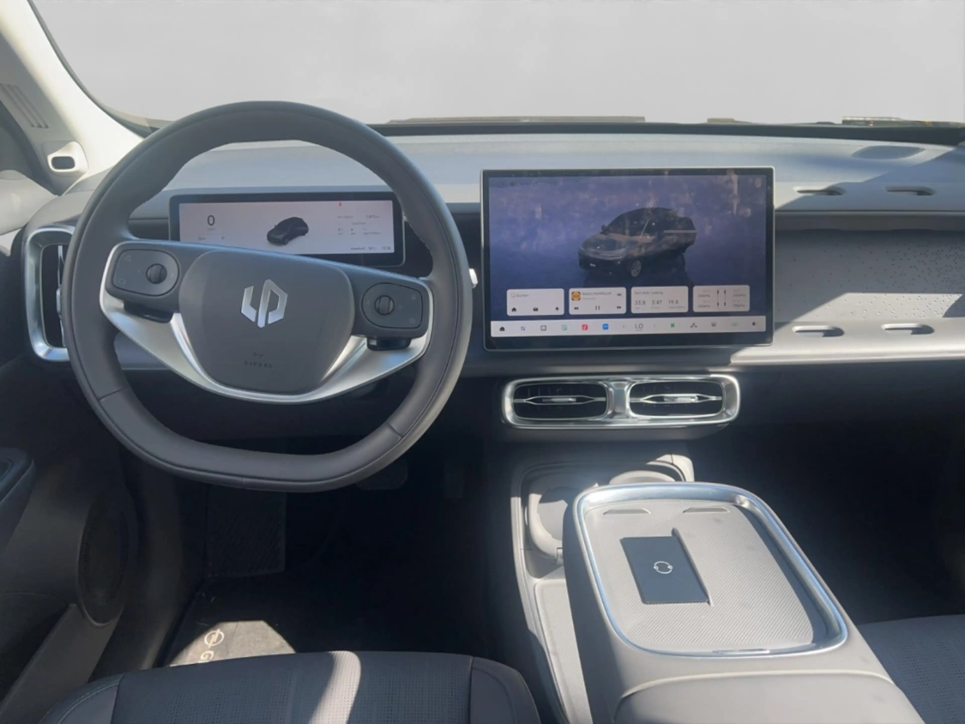 Leapmotor 160 kW BEV Design Pro Max Panorama Navi Soundsyste — photo 11