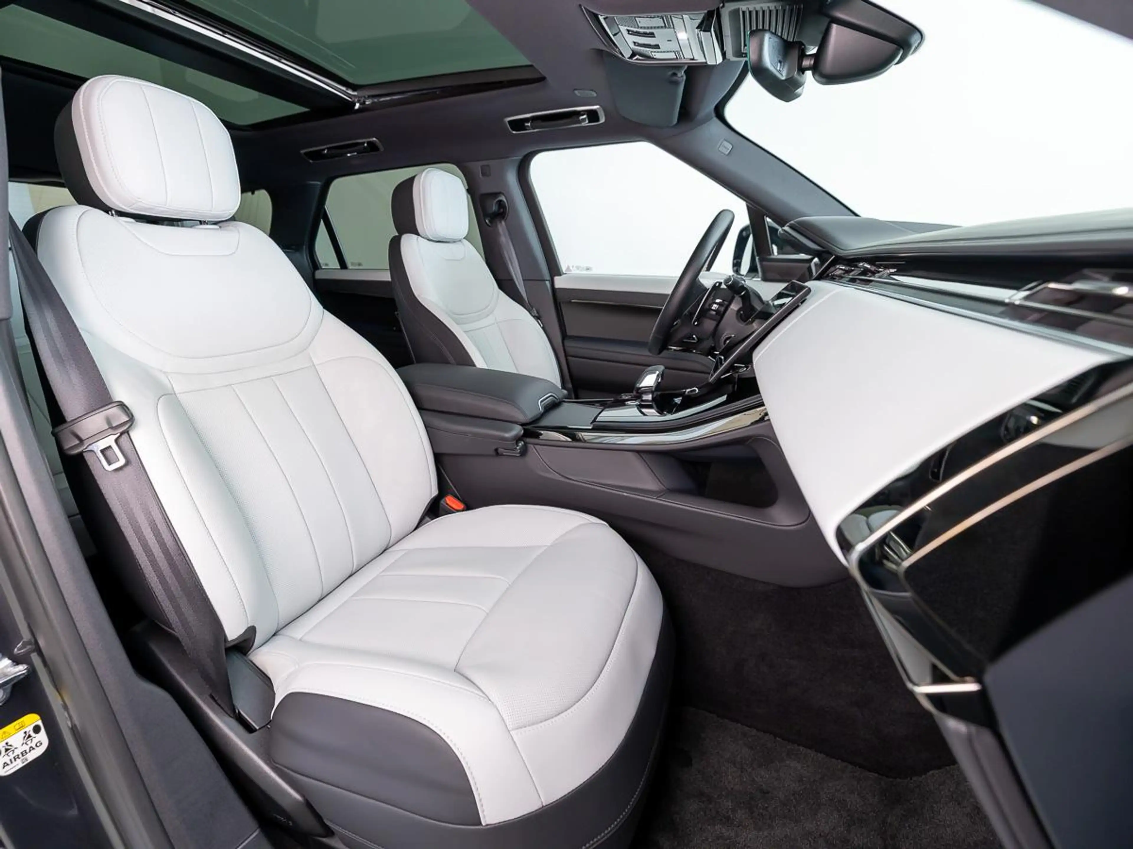 Land Rover Range Rover Sport 3.0 P460e Dynamic Edition PHEV | Towing Pack | Hea — photo 3