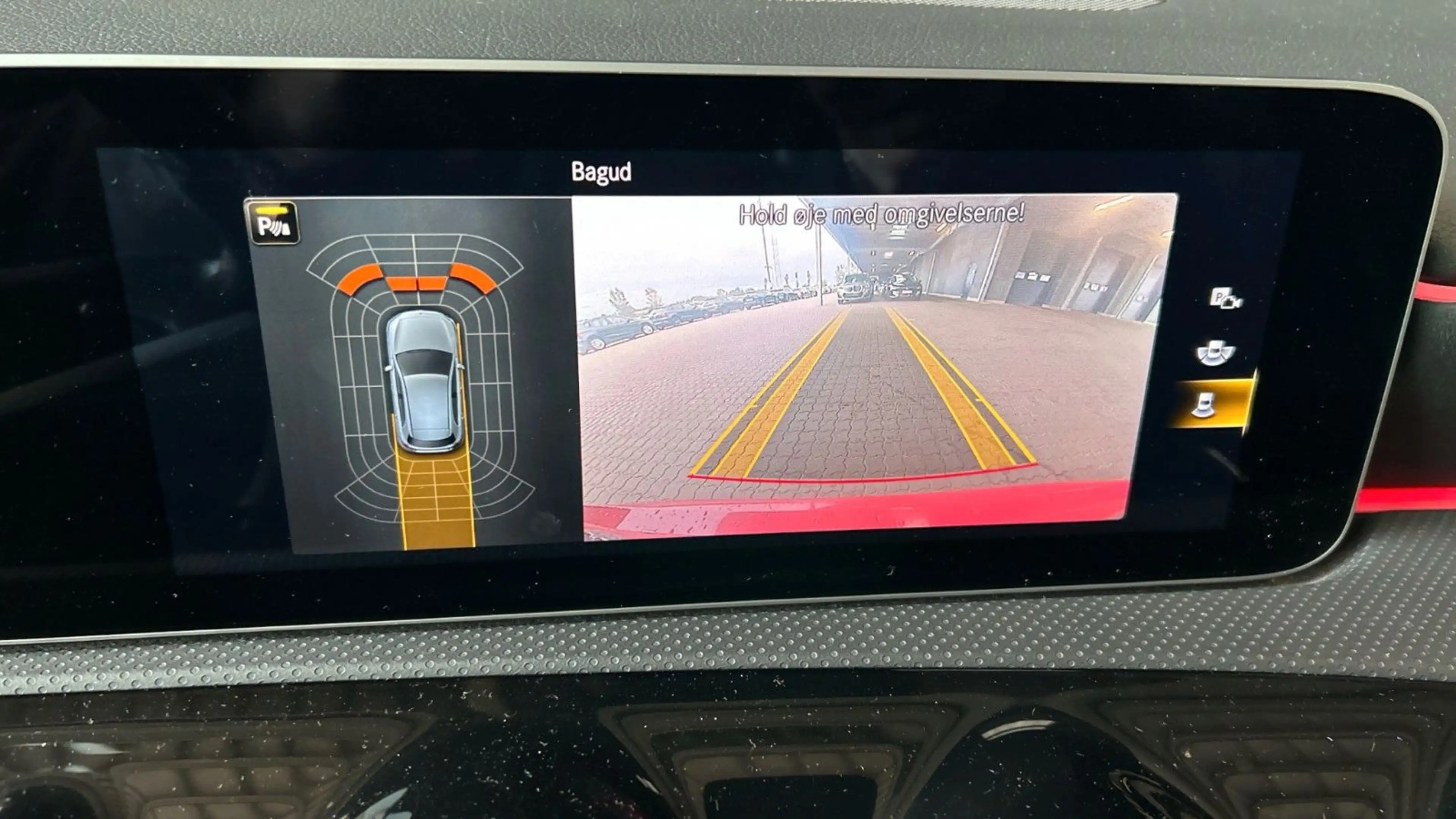 Mercedes-Benz A 200 AMG Leder Navi Multibeam LED SHZ RFK SHZ — photo 11