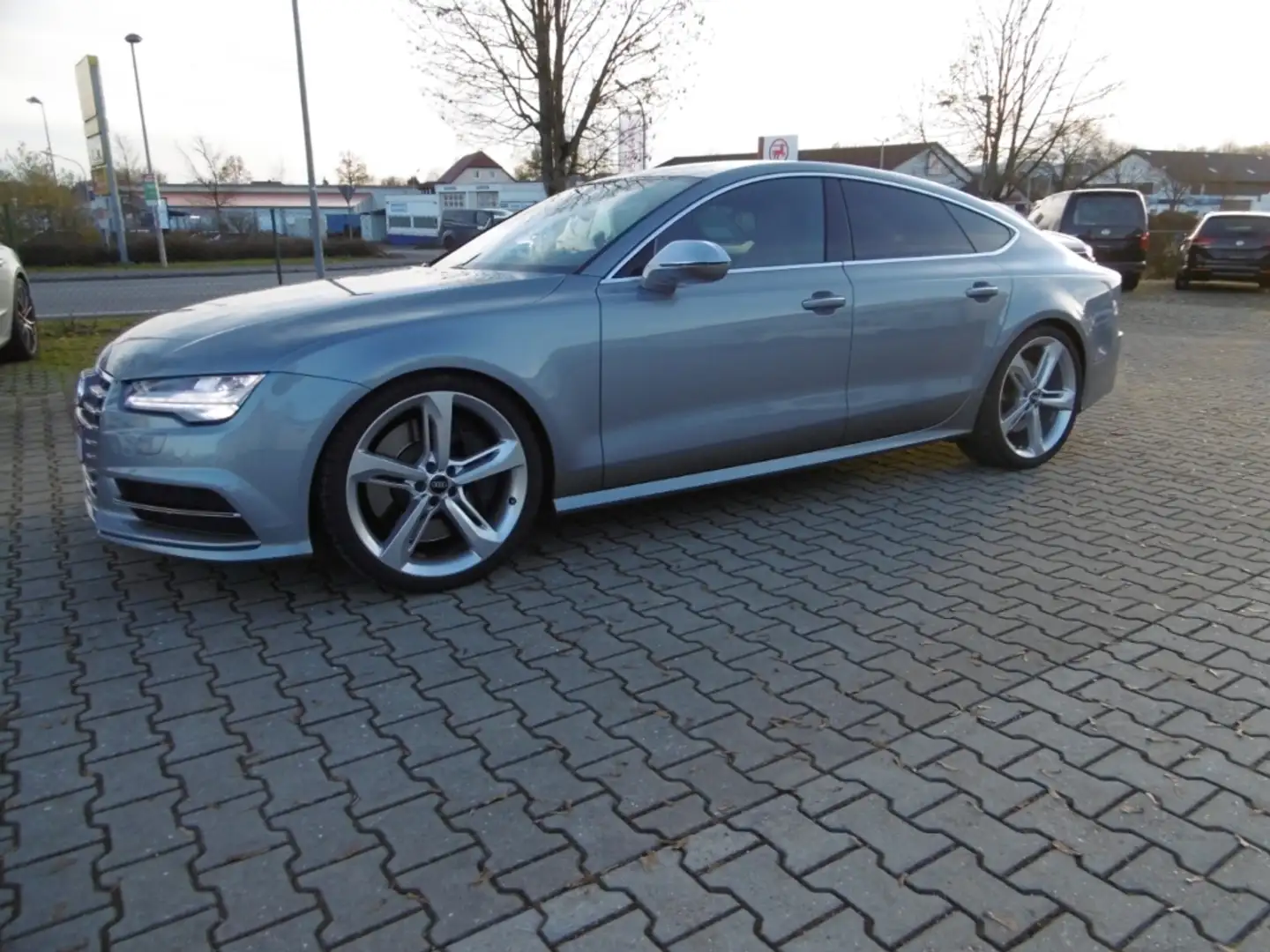 Audi S7 Sportback 4.0 TFSI quattro Matrix +Navi+Standheizu Šedá - 1