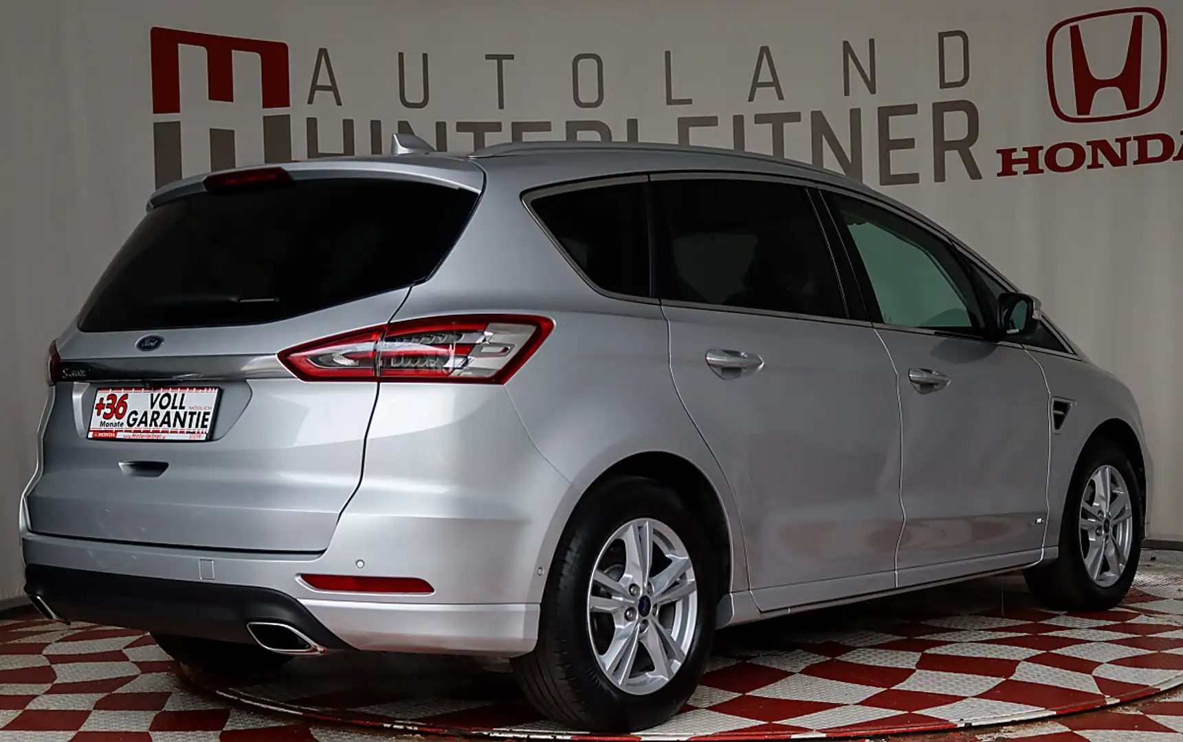 Ford S-Max S-MAX Titanium AWD AHV KAMERA WINTERPAKET Silber - 2