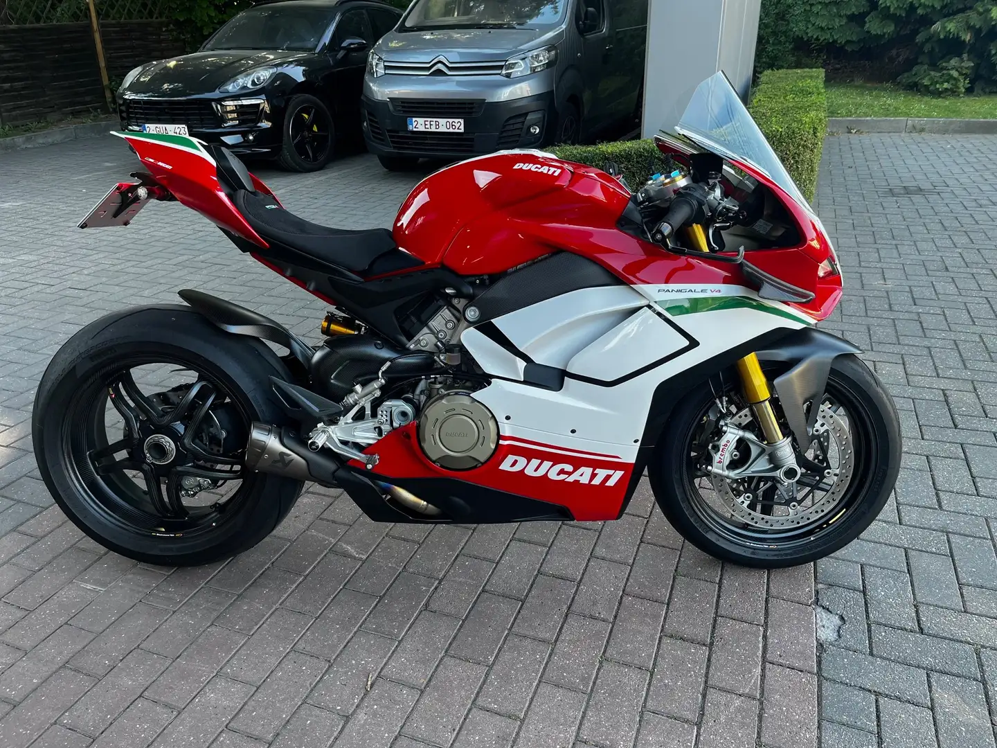 Ducati Panigale V4 S speciale 0701/1500 Roşu - 2