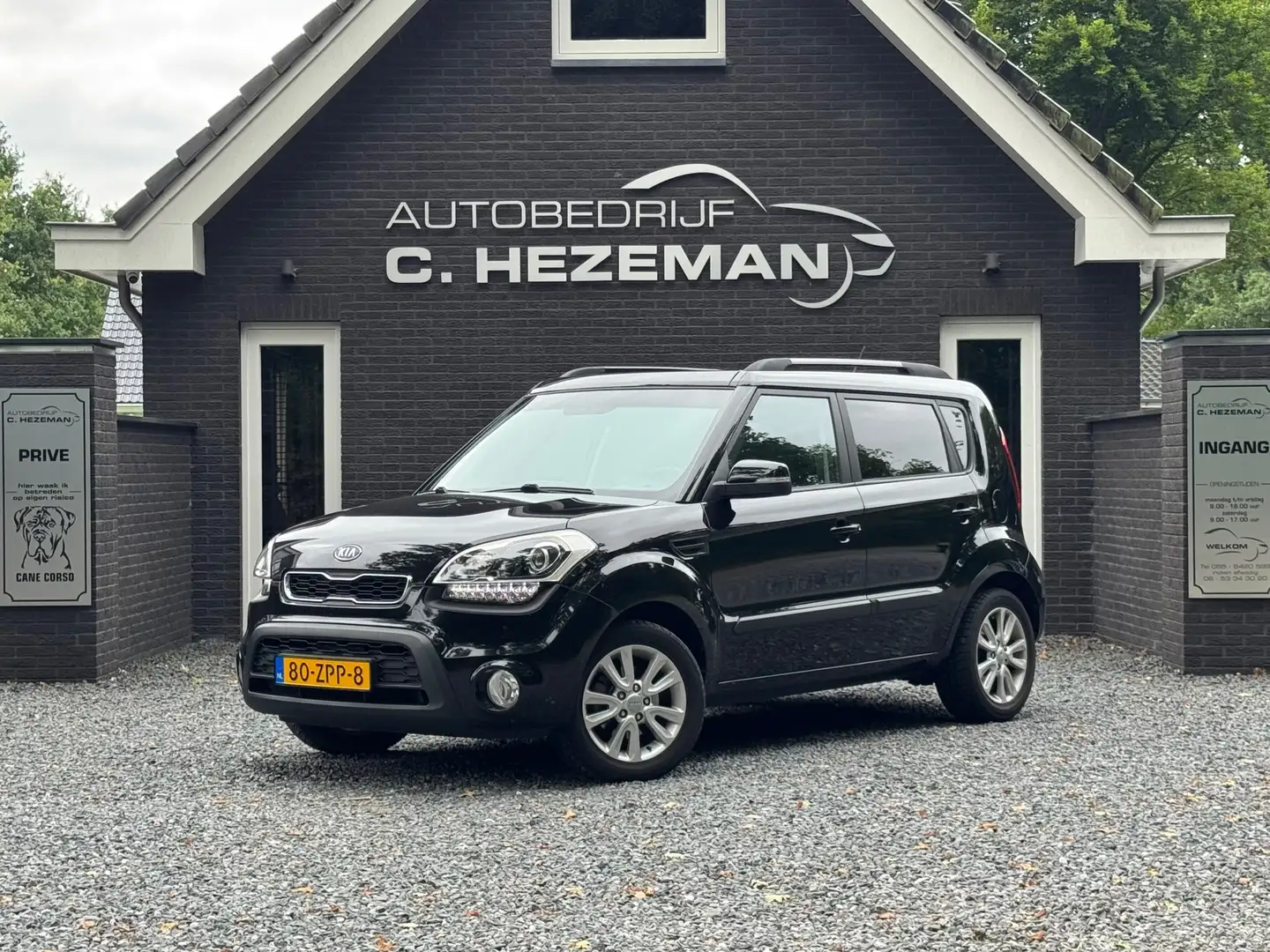 Kia Soul 1.6 Rhythm Keyless GO Climate Control LED AUX USB Noir - 2