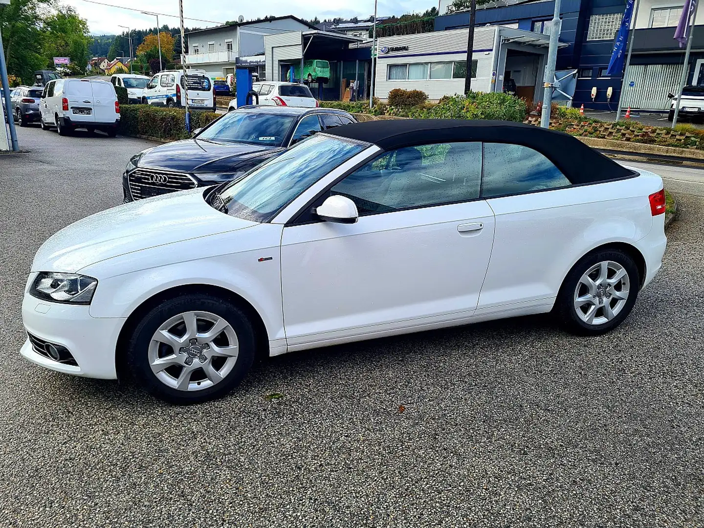 Audi A3 Cabriolet 1,2 TFSI S-LINE Exterior Paket, Top Z... Weiß - 2