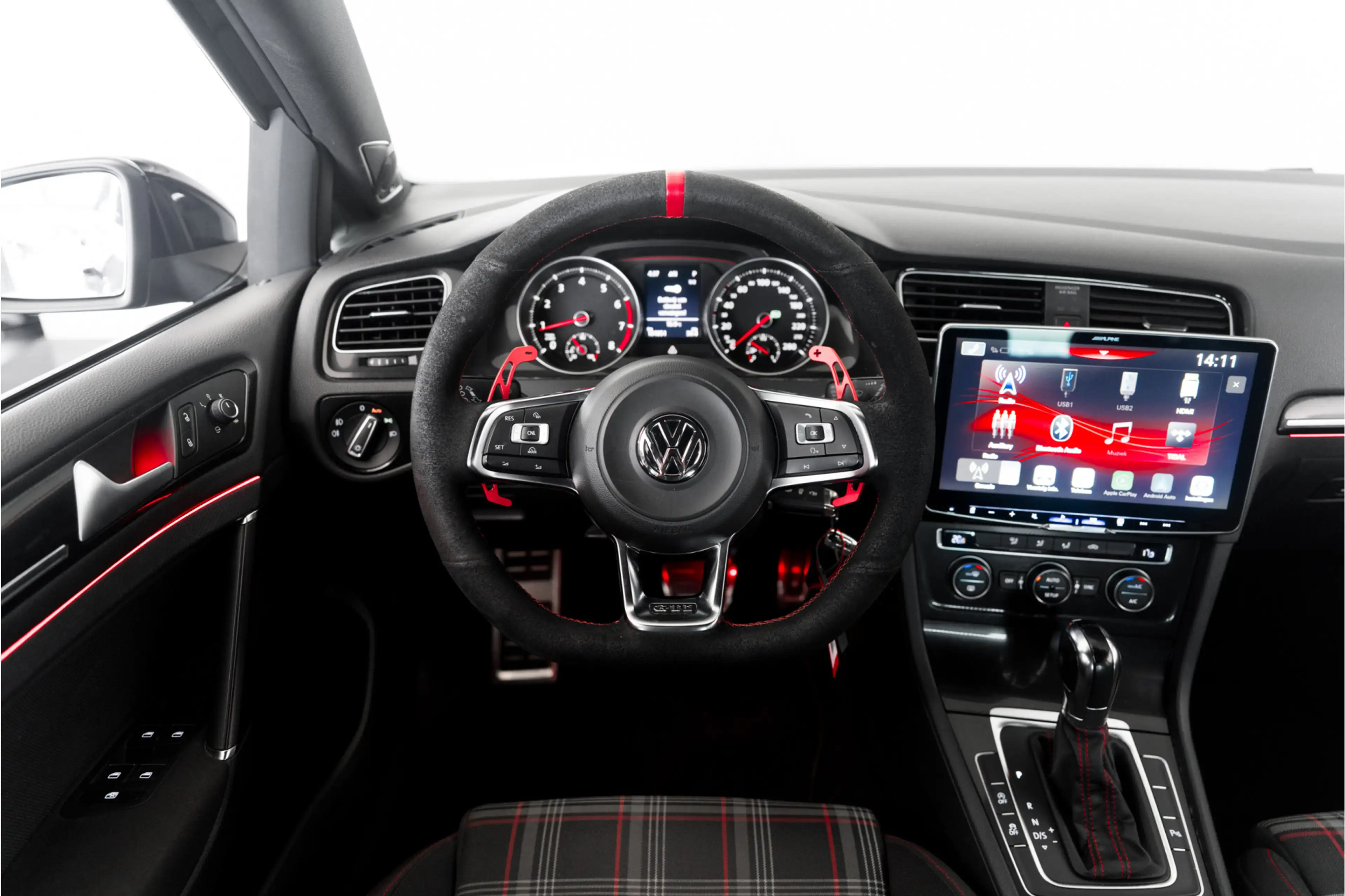 Volkswagen Golf GTI 2.0 TSI Nederlandse auto — photo 4