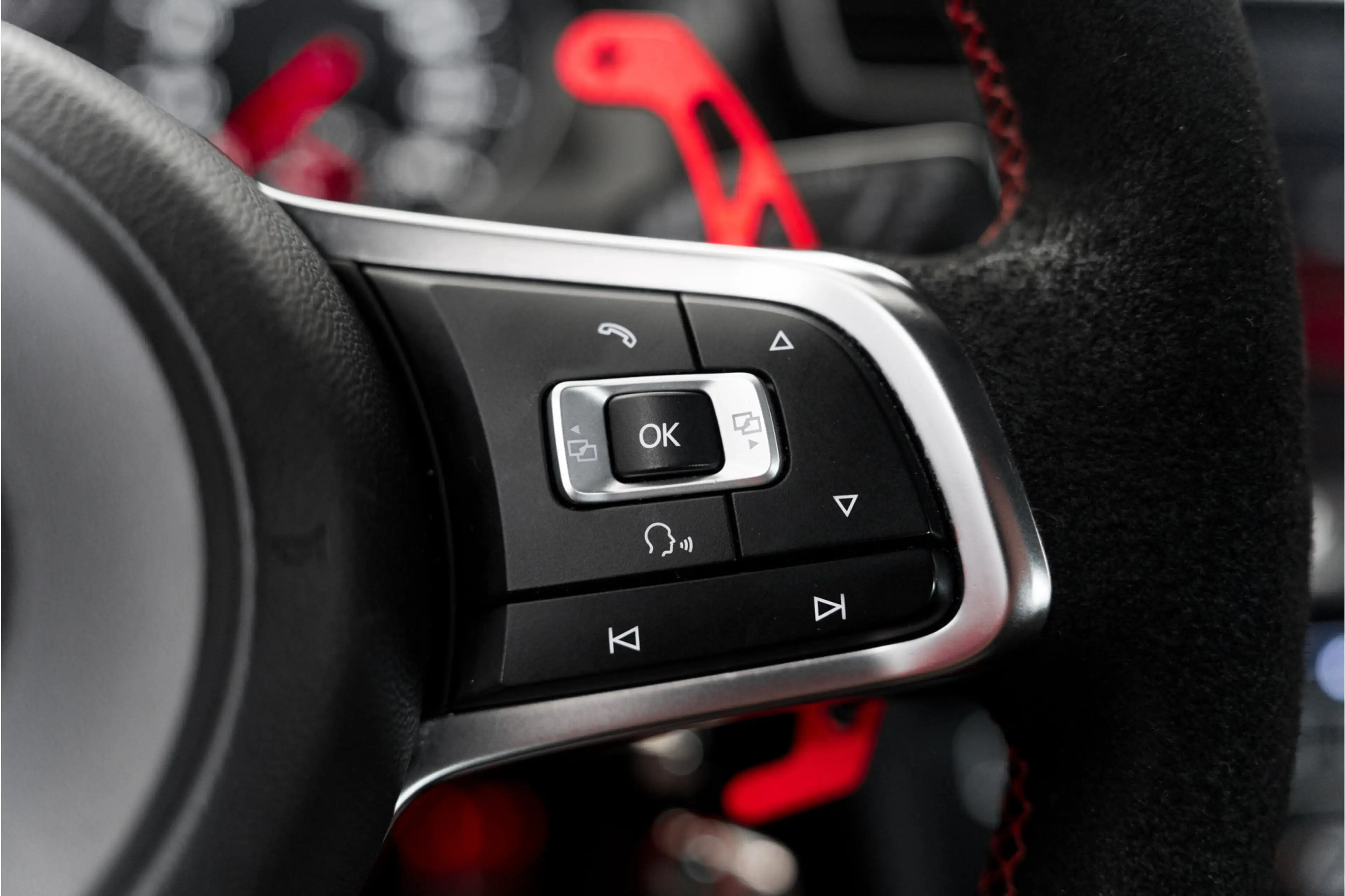 Volkswagen Golf GTI 2.0 TSI Nederlandse auto — photo 23