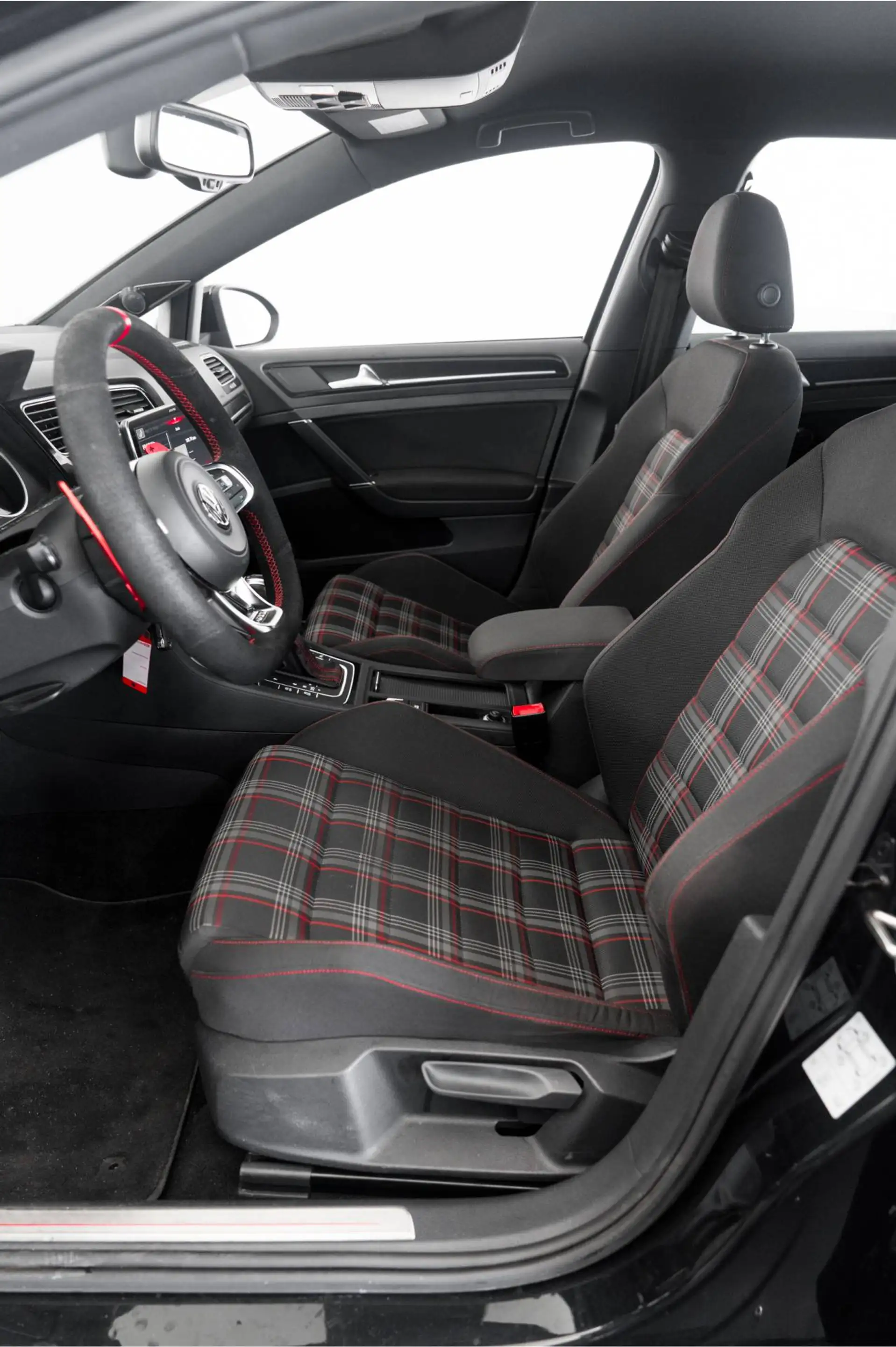 Volkswagen Golf GTI 2.0 TSI Nederlandse auto — photo 10