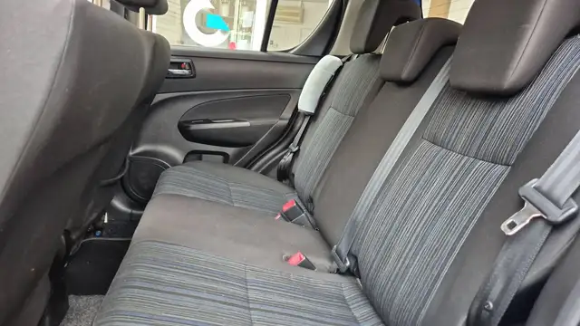 Suzuki Swift view 9