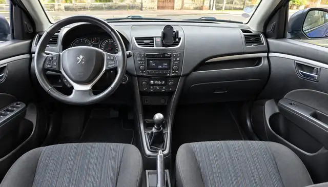 Suzuki Swift view 11