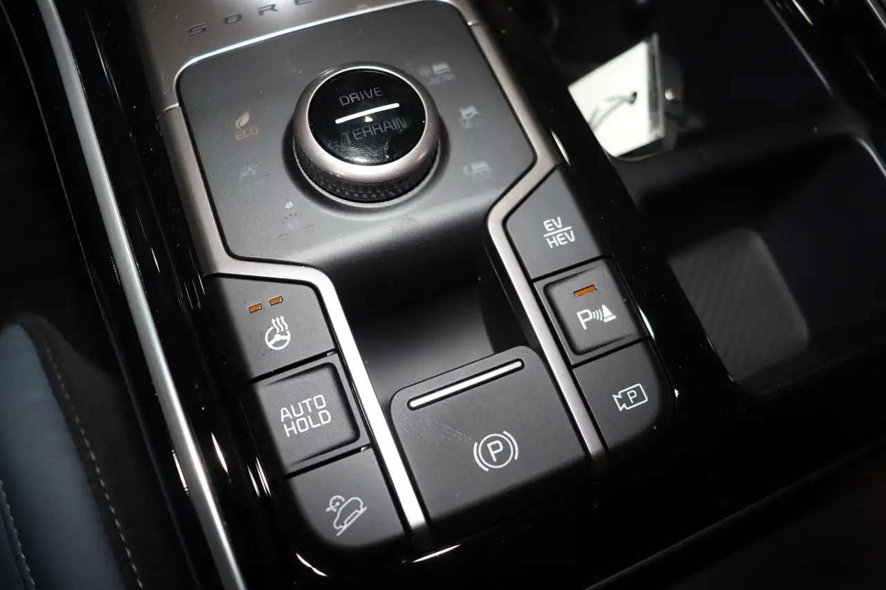 Kia Sorento photo Kia Sorento