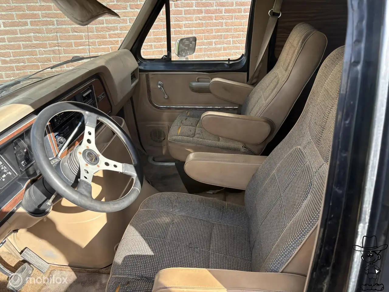 Ford Econoline USA 5.0 cargo van €6950 ex btw v8 USA, foto 6