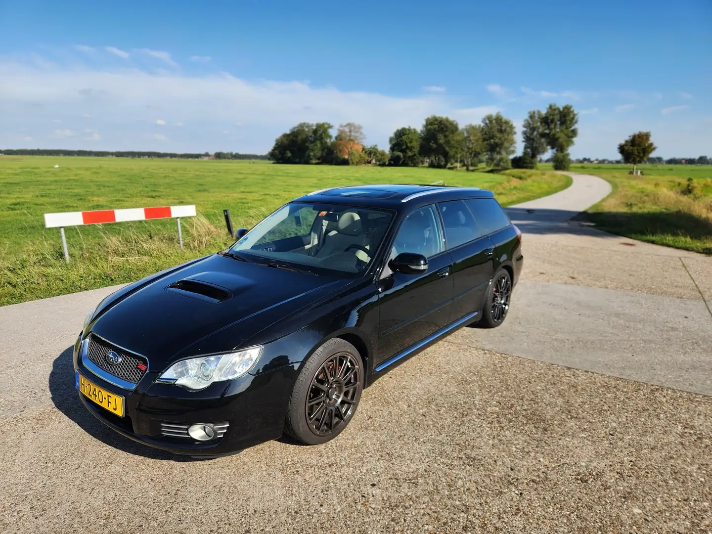 Subaru Legacy Legacy 3.0R Luxury Zwart - 1